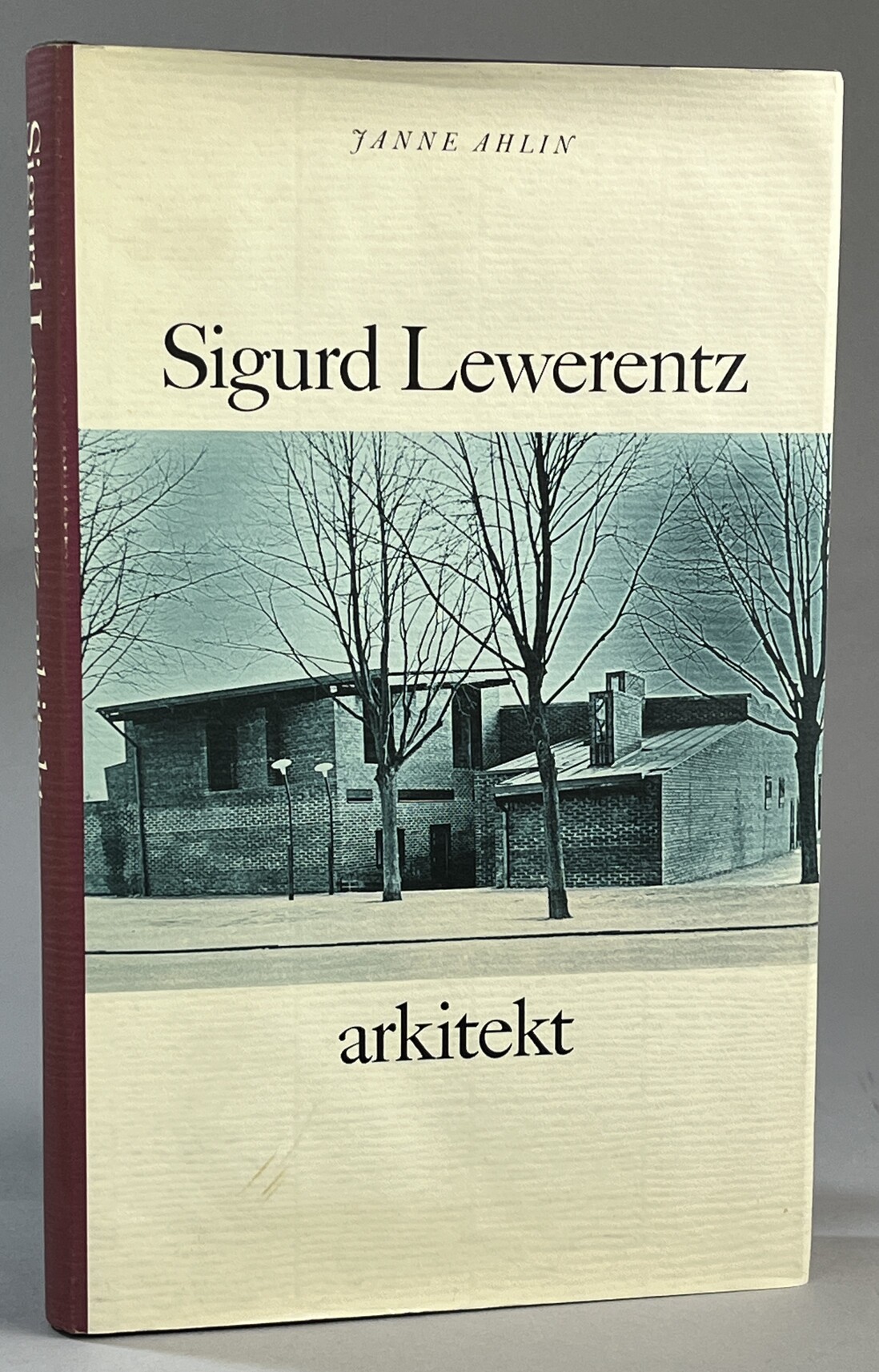 Sigurd Lewerentz, arkitekt. [Utg. av] Byggförlaget i samarbete med Arkitekturmuseet.
