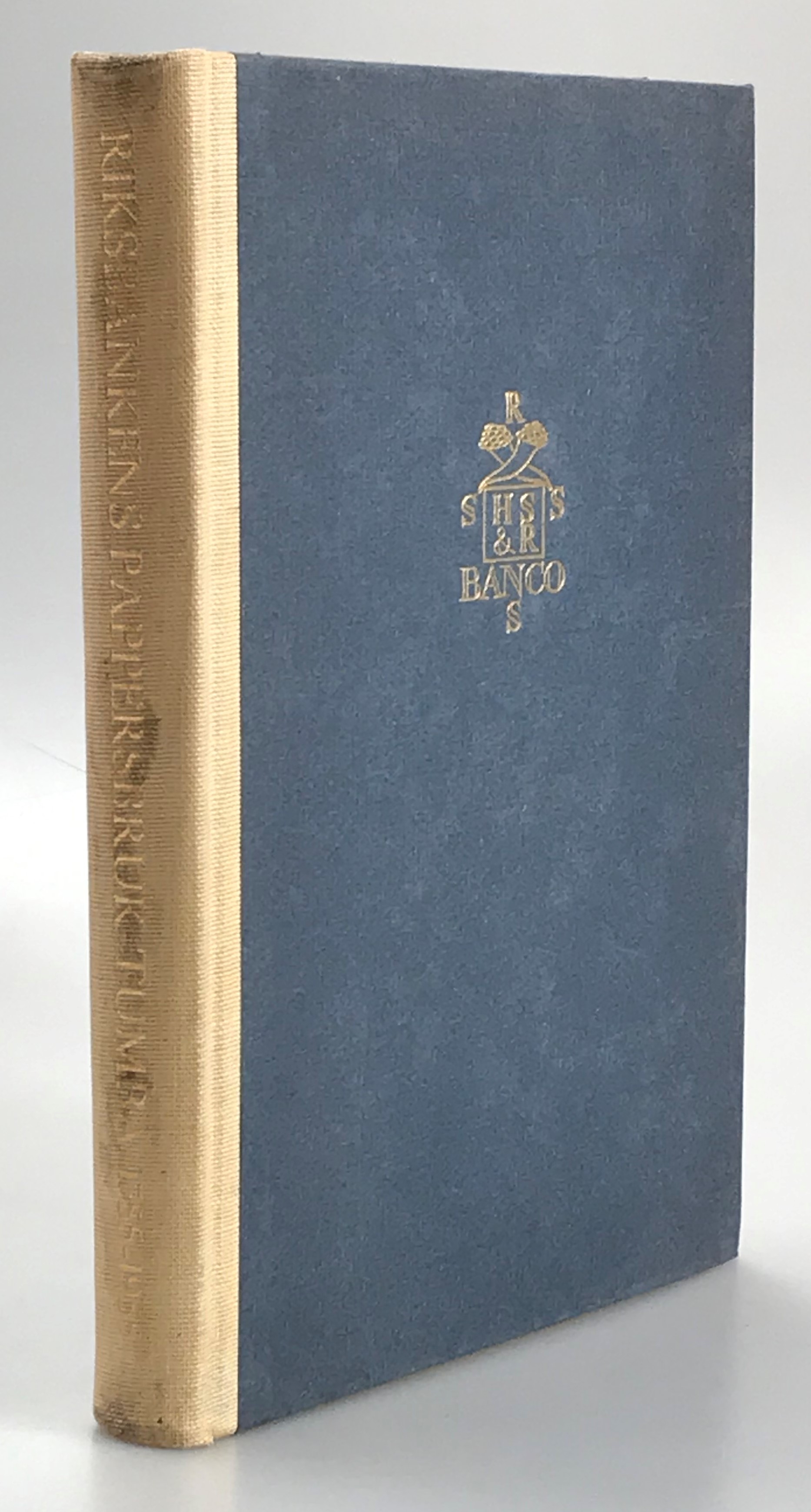 Riksbankens pappersbruk Tumba. Minnesskrift till dess tvåhundraårsjubileum år 1955. På industristyrelsens uppdrag utarbetad. [Typografi och vinjetter av Karl-Erik Forsberg].