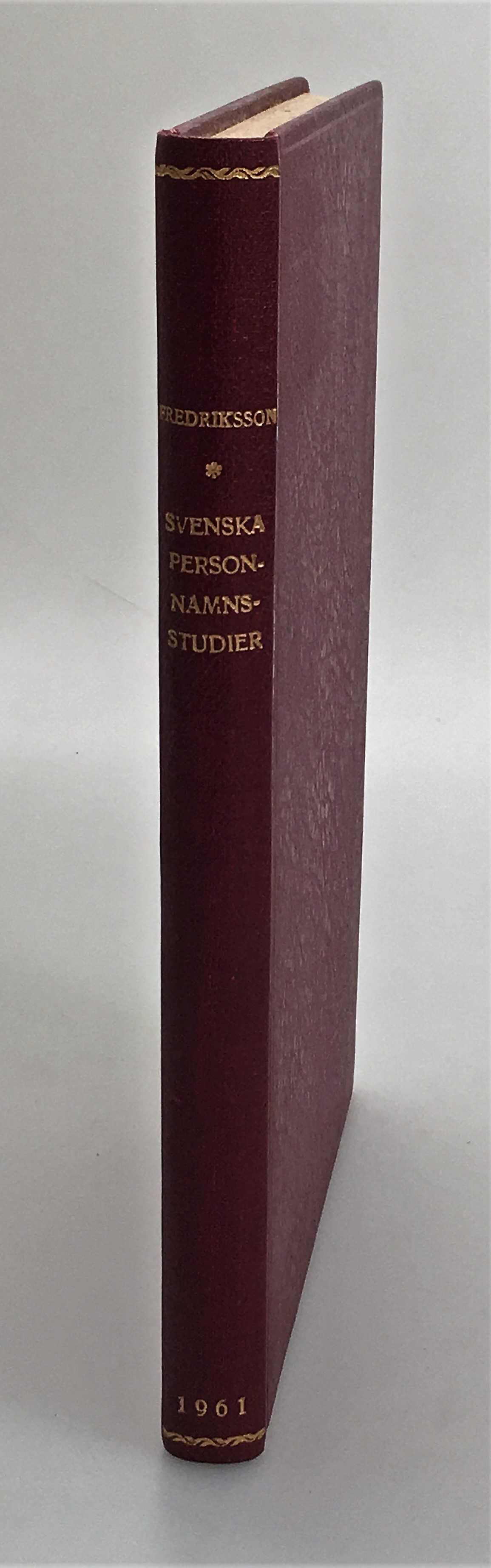 Svenska personnamnsstudier. Mit deutscher Zusammenfassung: Schwedische Personennamenstudien.