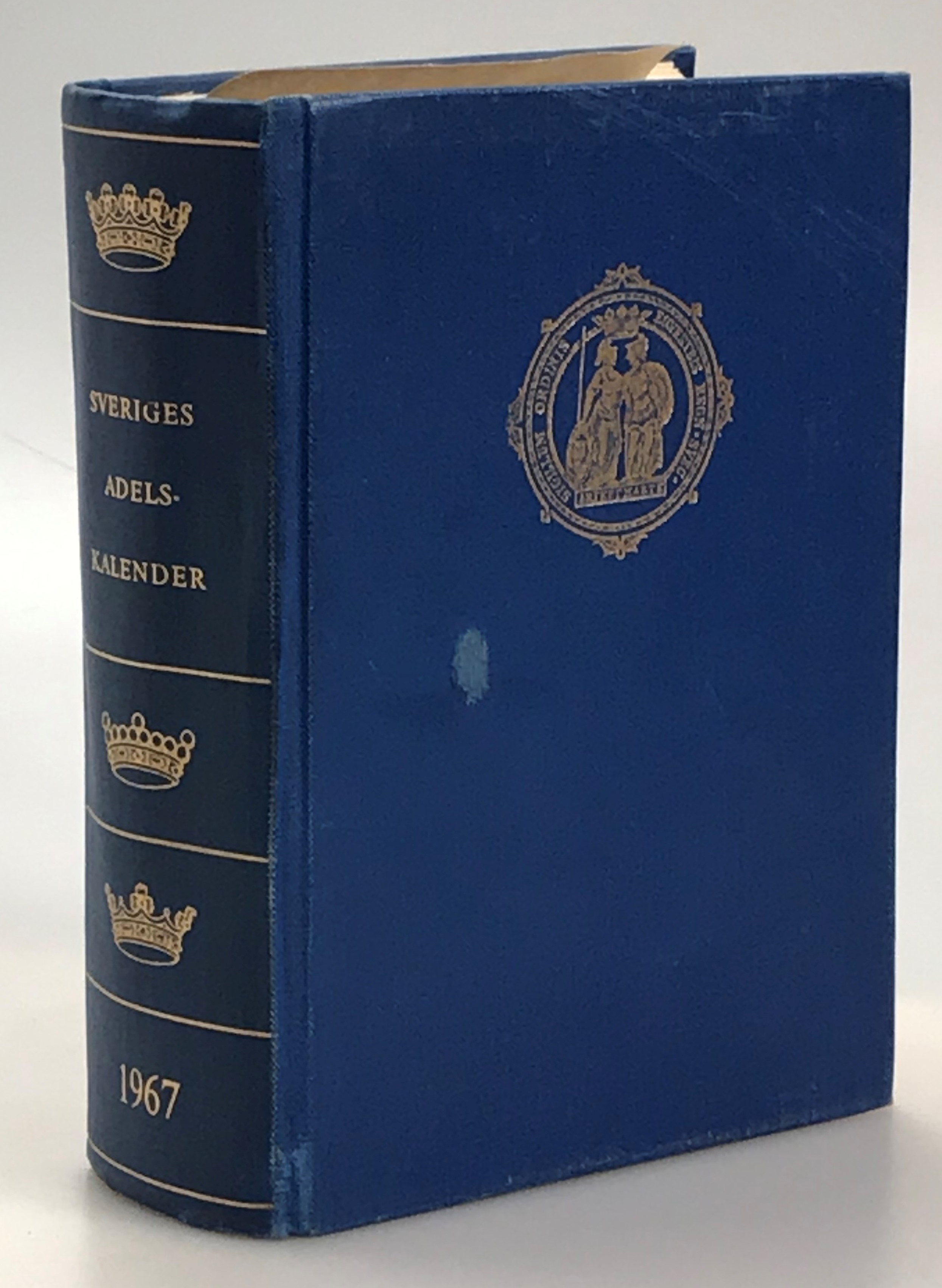 Sveriges ridderskap och adels kalender 1967. Åttionionde årgången. [Redigerad av Pontus Möller].