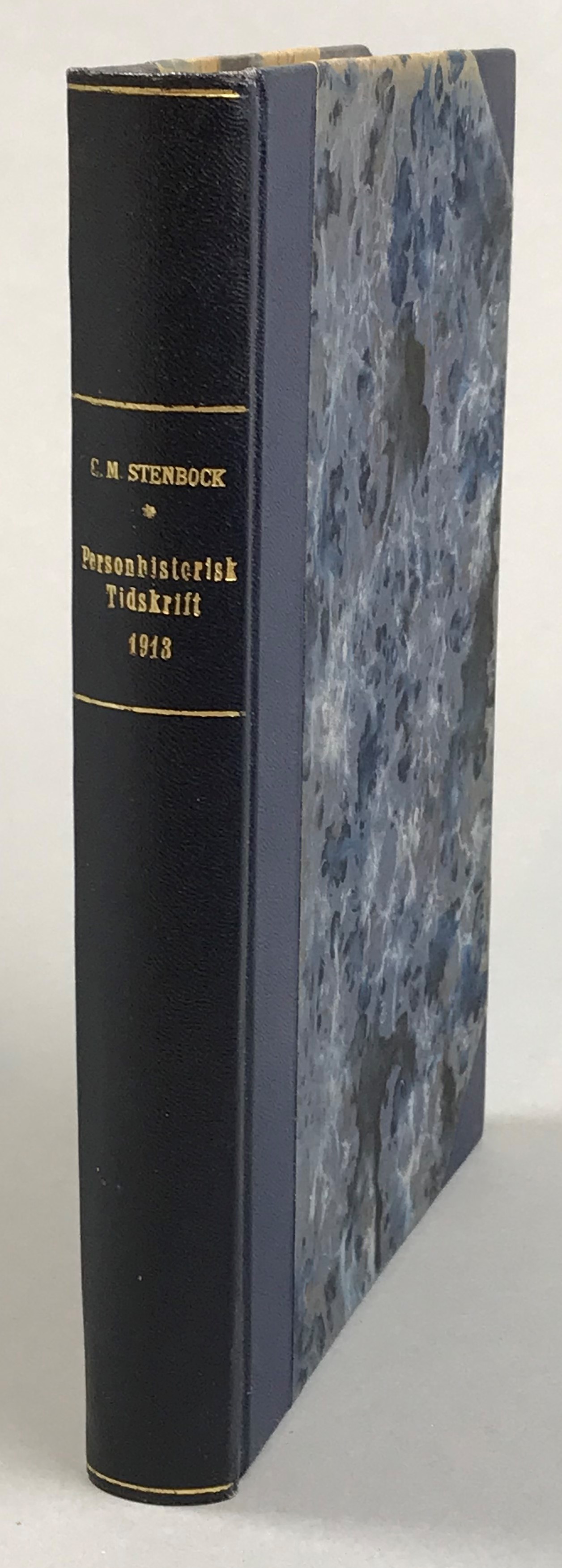 Olof och Caroline Wijks porträttsamling. [ingår i:] Personhistorisk tidskrift femtonde årgången 1913. Utgifven af Personhistoriska Samfundet genom Carl Magnus Stenbock.