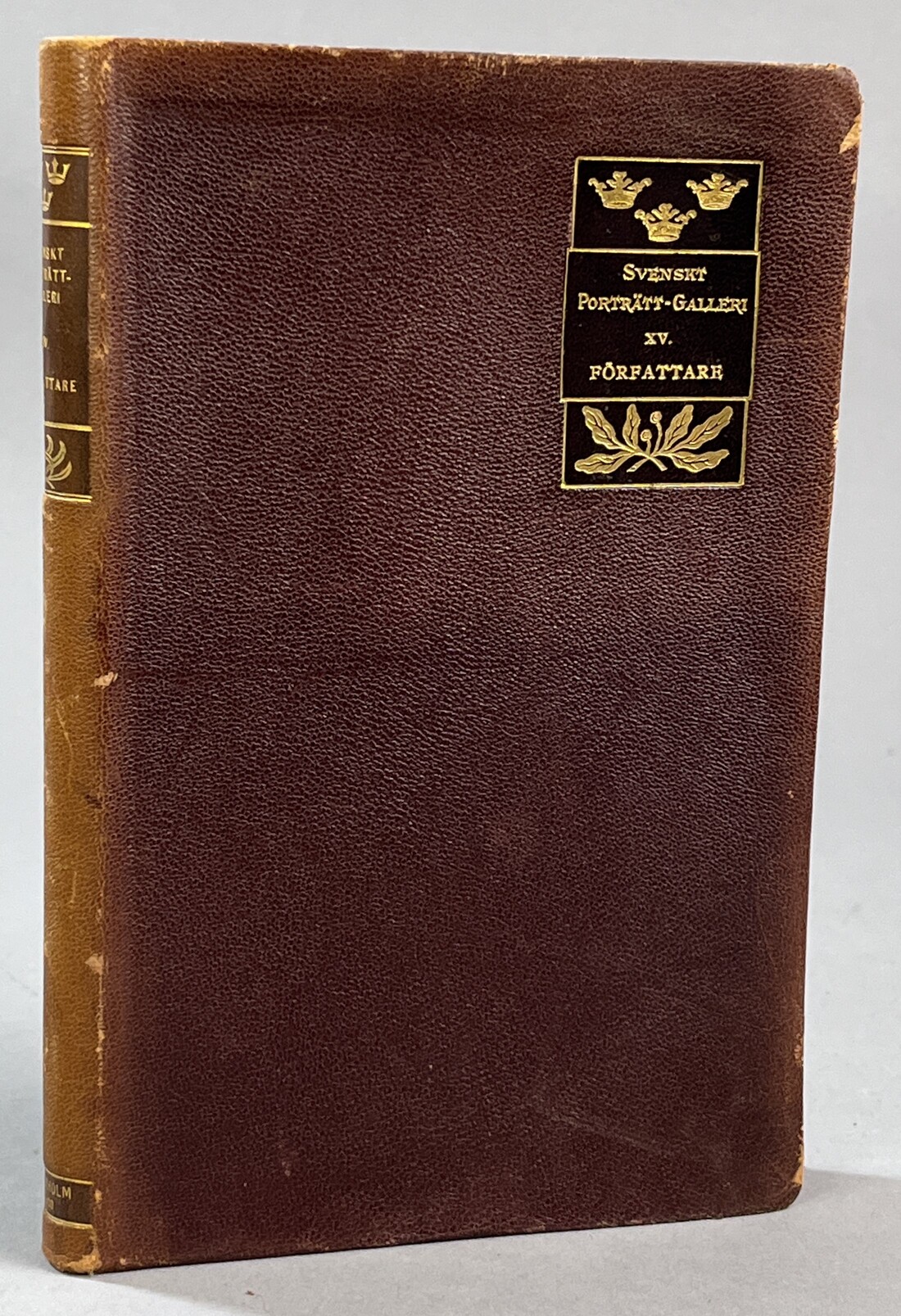 Svenskt Porträttgalleri. XV. Författare. [Med bio- och bibliografiska uppgifter af Sigrid Leijonhufvud].