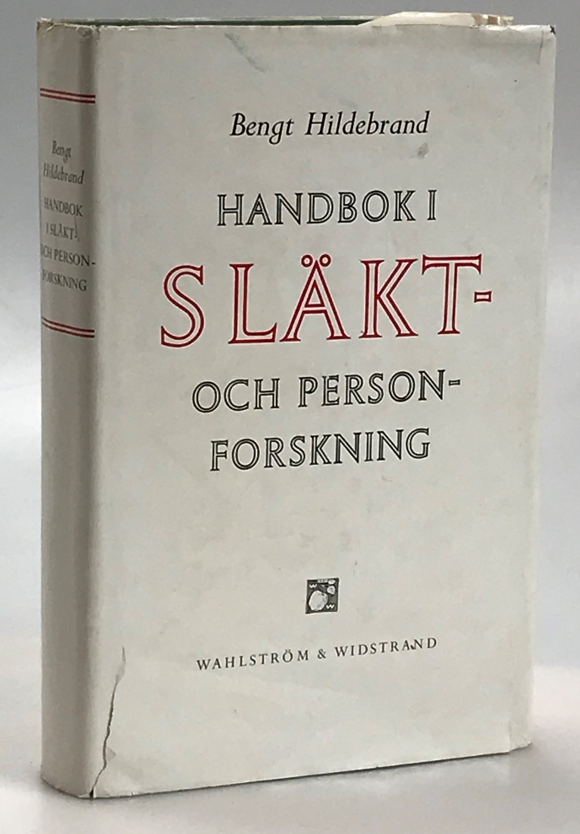 Handbok i släkt- och personforskning. Del I. Metodlära, medeltidsförhållanden, historiografi och bibliografi.
