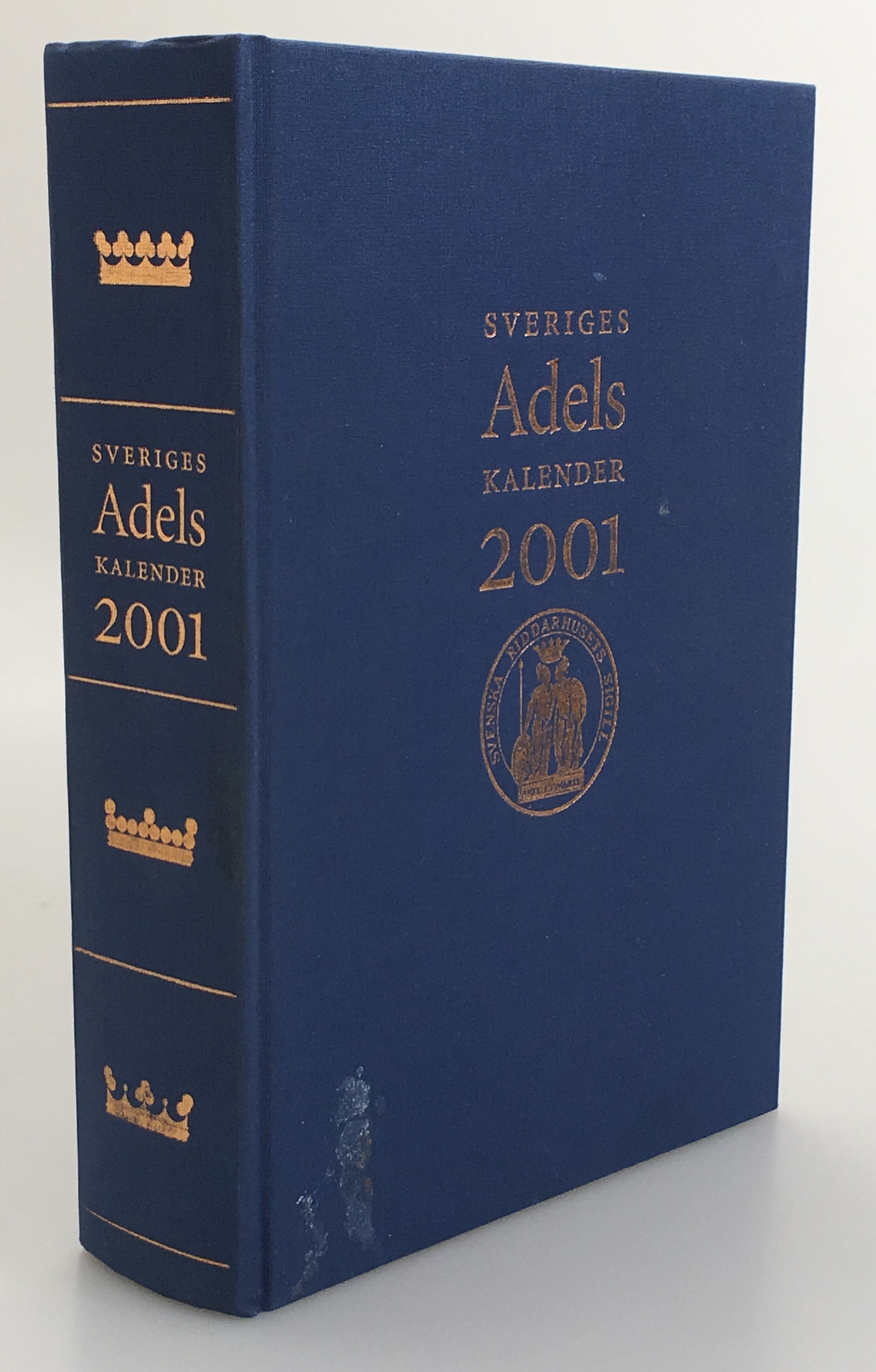 Sveriges ridderskaps och adels kalender 2001. Ett hundrade och andra årgången.