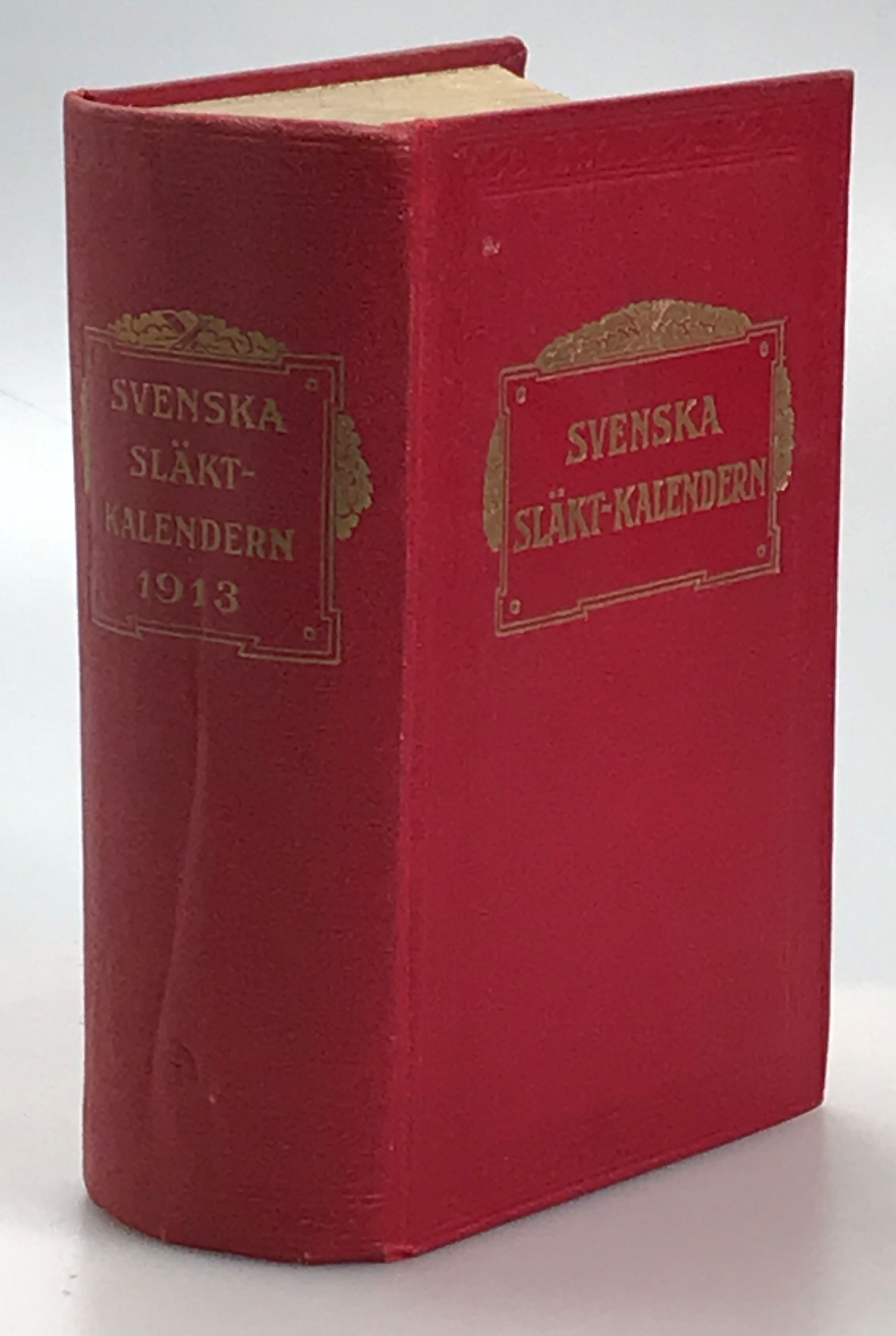 Svenska släktkalendern 1913. Utg. af Gustaf Elgenstierna. Andra årgången. Med 16 porträtt.