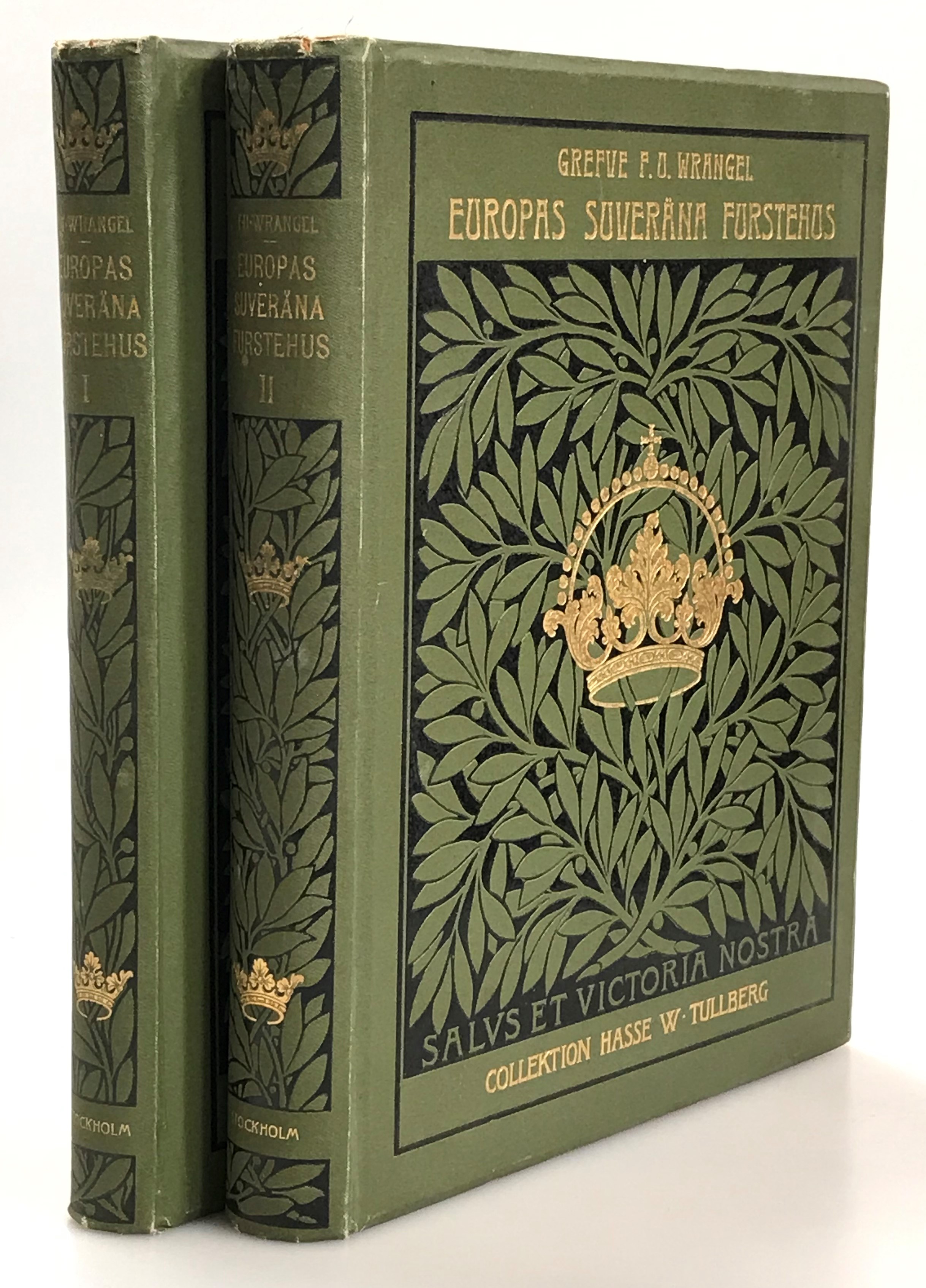Europas suveräna furstehus år 1907. Svensk förklarande och kompletterande text af Paul Meijer Granqvist till Wrangel - Tullbergska porträttsamlingen. Die Souveränen Fürstenhäuser Europas. Porträtsammlung nebst Genealogischen Notizen. Zeichnungen von Agi Lindegren. I. Anhalt - Italien. [... II. Liechtenstein - Württemberg].