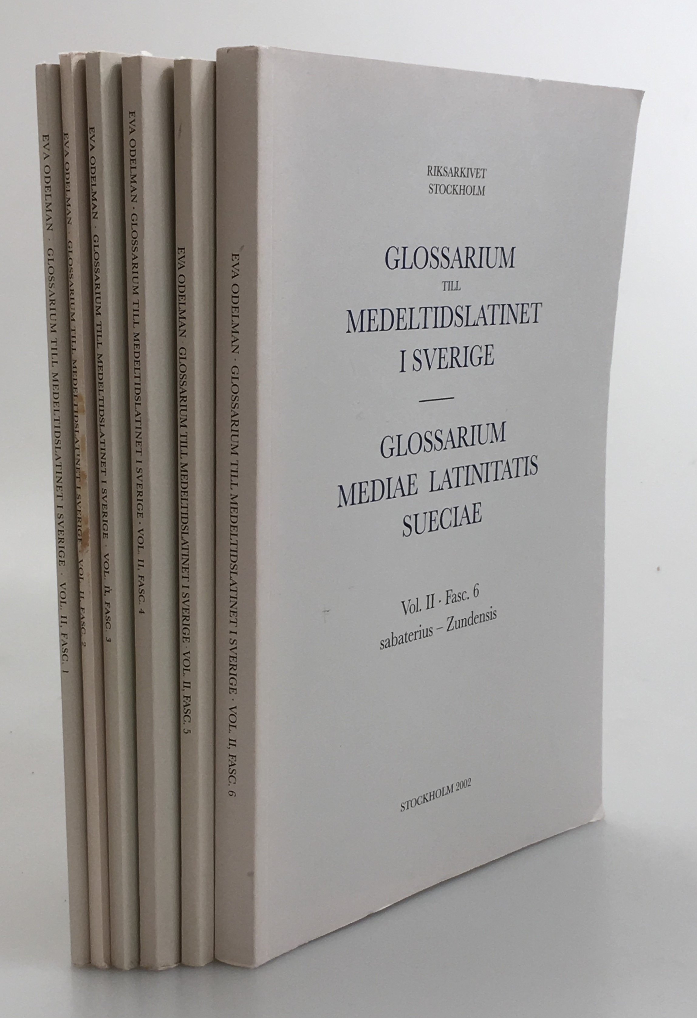 Glossarium till medeltidslatinet i Sverige. / Glossarium Mediae Latinitatis Sueciae. Vol. II. Fasc. 1-6. iustitia - Zundensis. [Utg. av] Almqvist & Wiksell.