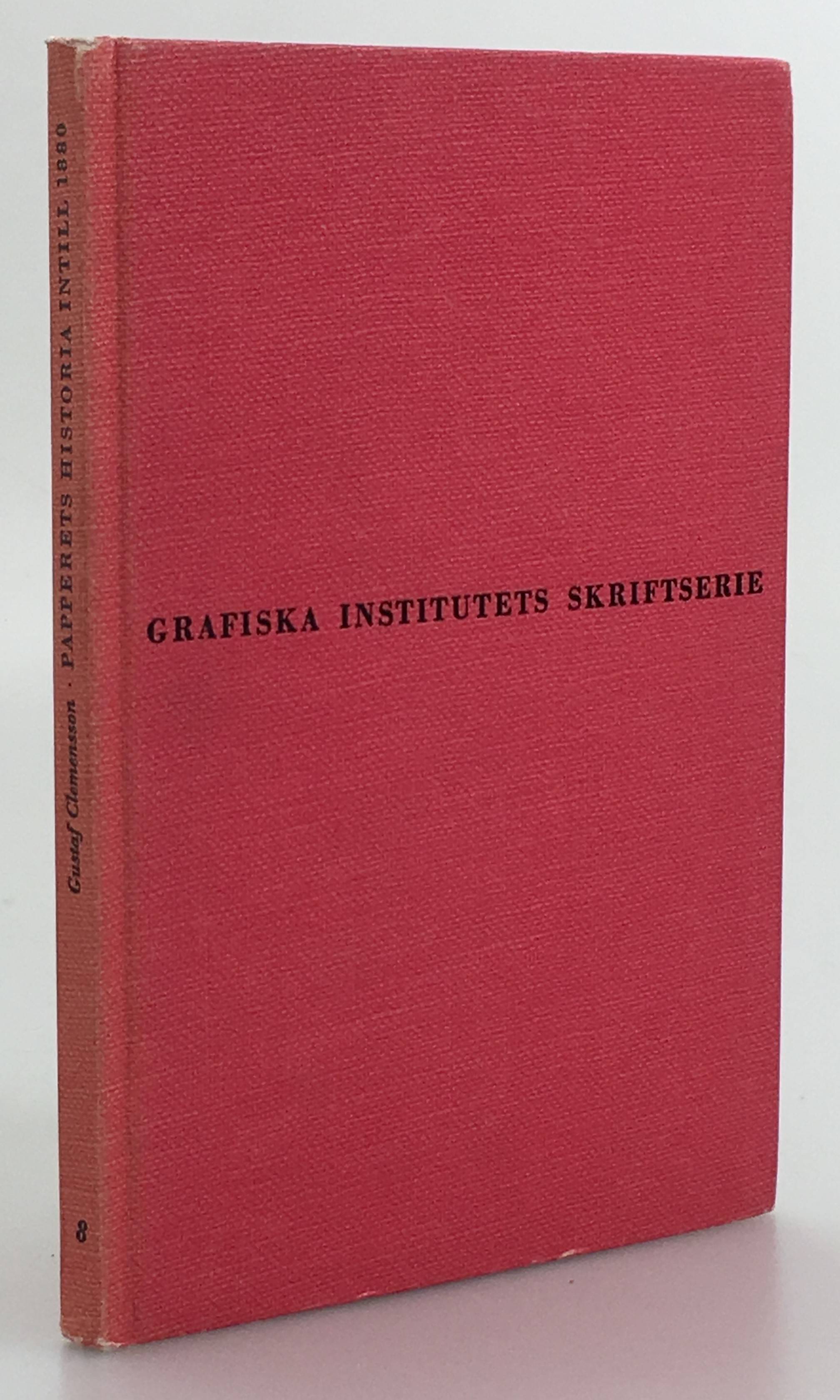 Papperets historia intill 1880. [En översiktlig skildring av papperets 2000-åriga historia med huvudvikten lagd på utvecklingen av papperstillverkningens metoder från det gamla Kinas hemslöjdsmässiga tillvägagångssätt till Västerlandets storindustriella maskinteknik].