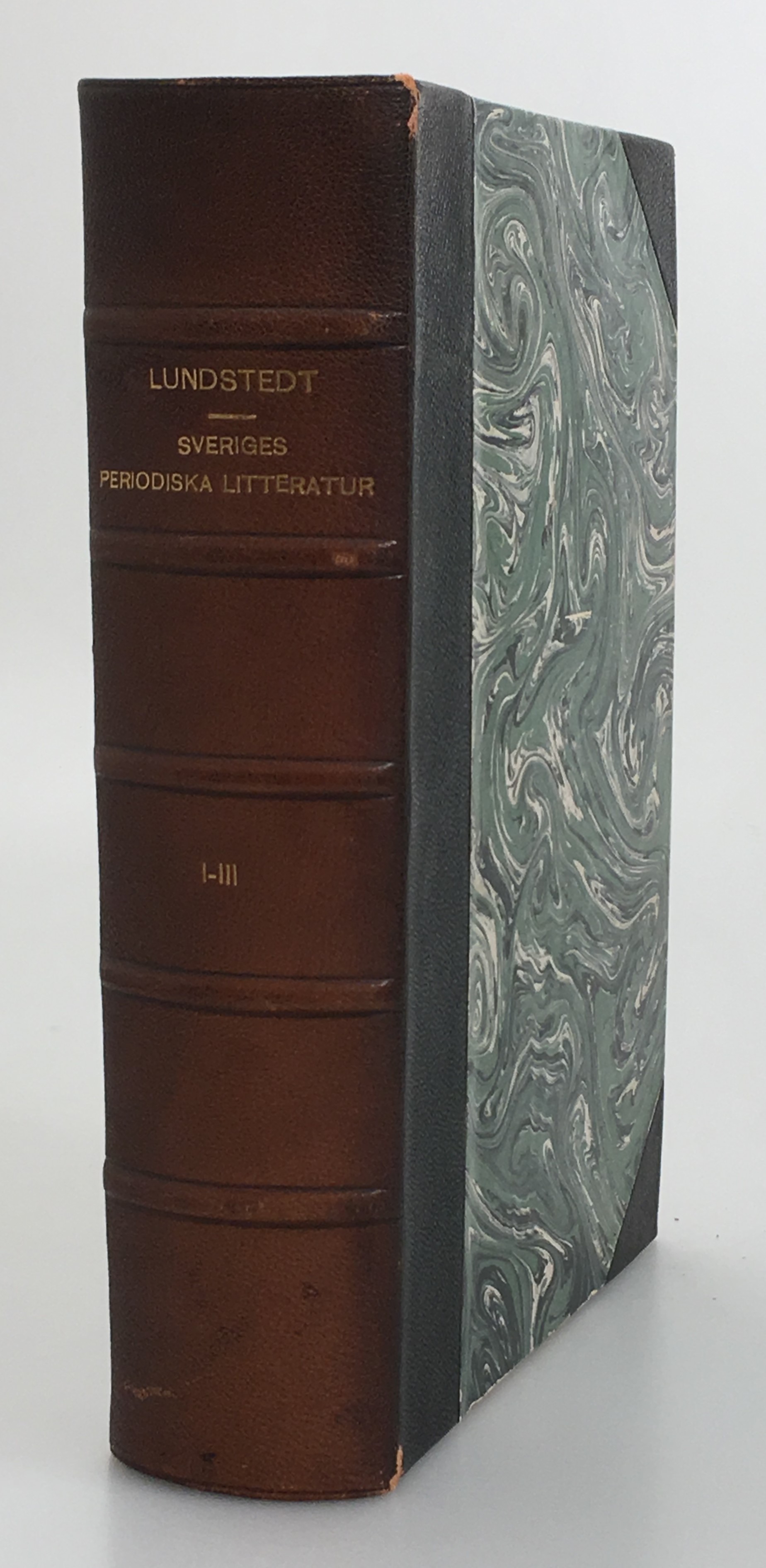 Sveriges periodiska litteratur. Bibliografi enligt Publicistklubbens uppdrag utarbetad. I. 1645-1812. [... II. Stockholm 1813-1894; ... III. Landsorten 1813-99 med supplement till föregående delar, register och systematisk tidskriftsöfversikt].