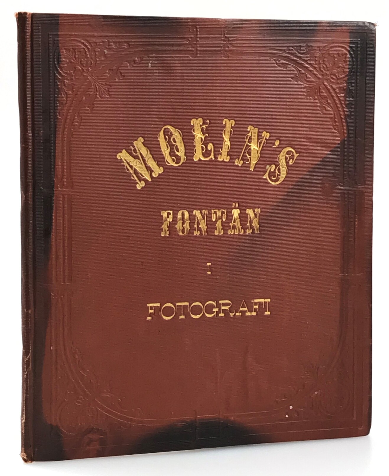 Molins fontän i fotografi af Johannes Jaeger ... Med text.