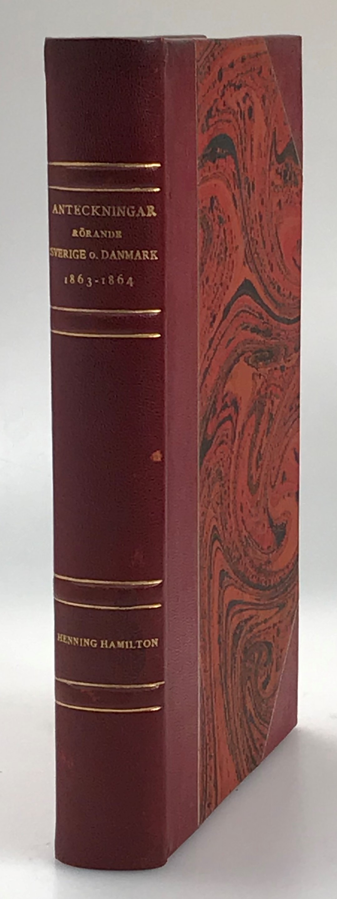 Anteckningar rörande förhållandet mellan Sverige och Danmark 1863-1864. Utgivna på Carlsbergsfondets bekostnad av Aage Friis och Einar Hedin. [Utg. av] P.A. Norstedt & Söners förlag, Stockholm / Levin & Munksgaard, Ejnar Munksgaard, København.