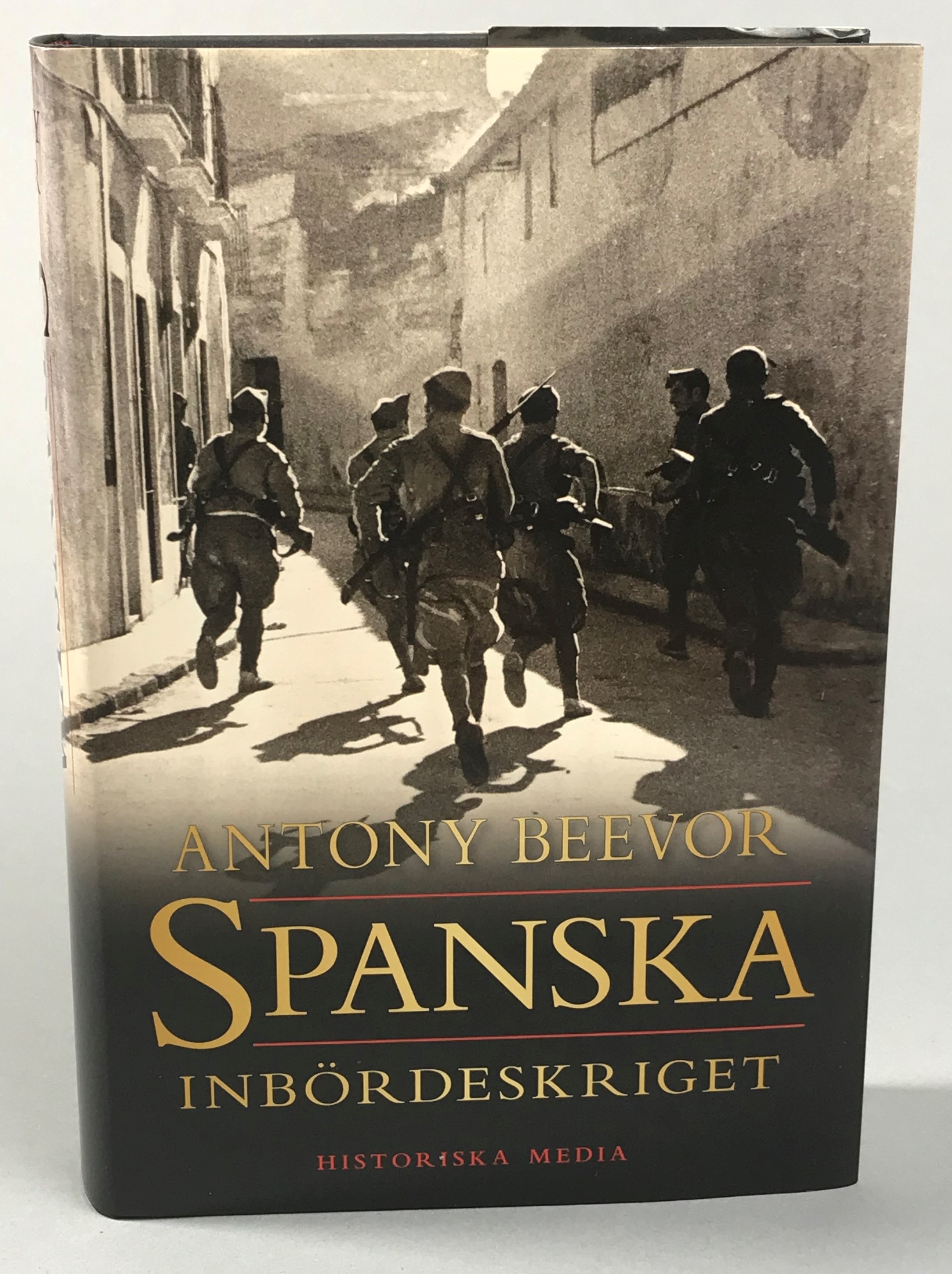 Spanska inbördeskriget. Översättning: Kjell Waltman. [Utg. av] Historiska Media.