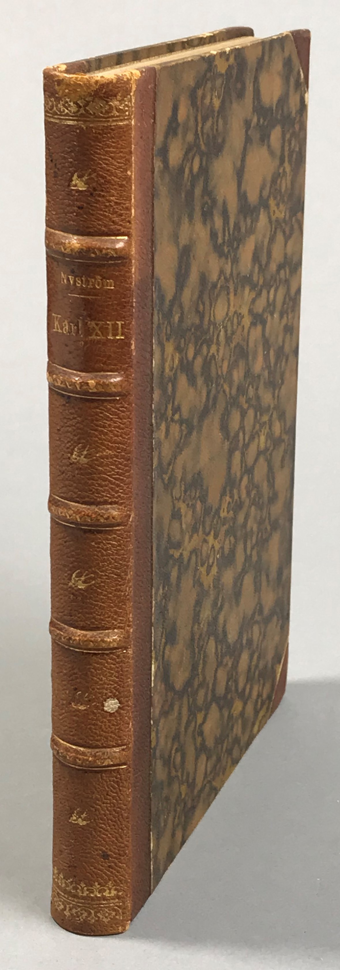 Karl XII och sammansvärjningen mot hans envälde och lif. Med illustrationer. [Utg. av] C. & E. Gernandts förlags aktiebolag.