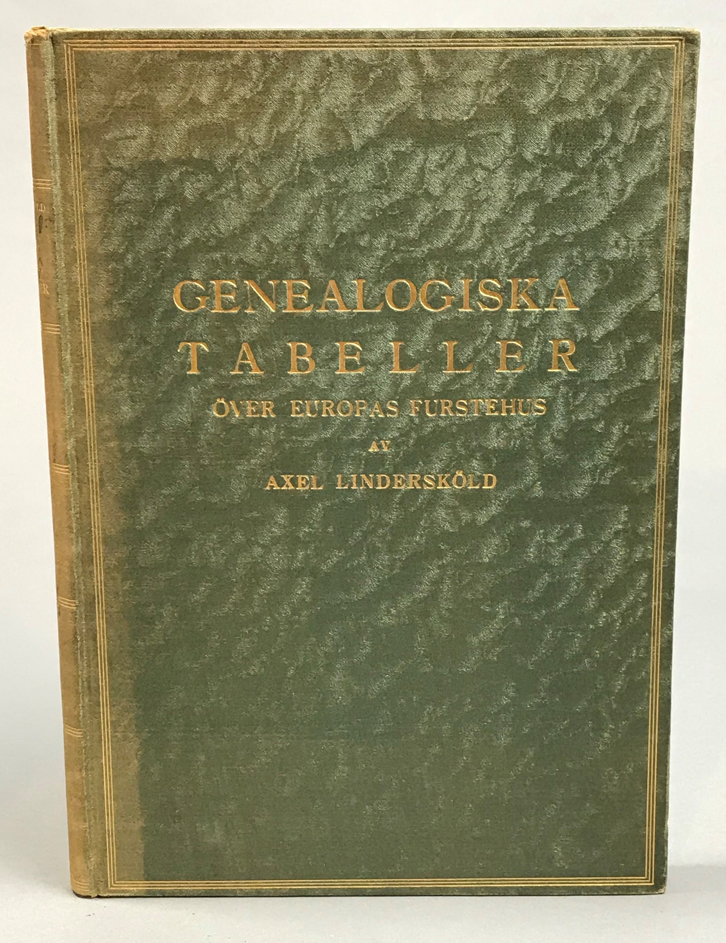 Genealogiska tabeller över Europas furstehus och över familjerna Battenberg, Beauharnais-Leuchtenberg, Bonaparte, Condé, Murat, Orléans och Teck jämte förteckning över de mediatiserade furstefamiljerna och romersk-katolska kyrkans alla påvar.
