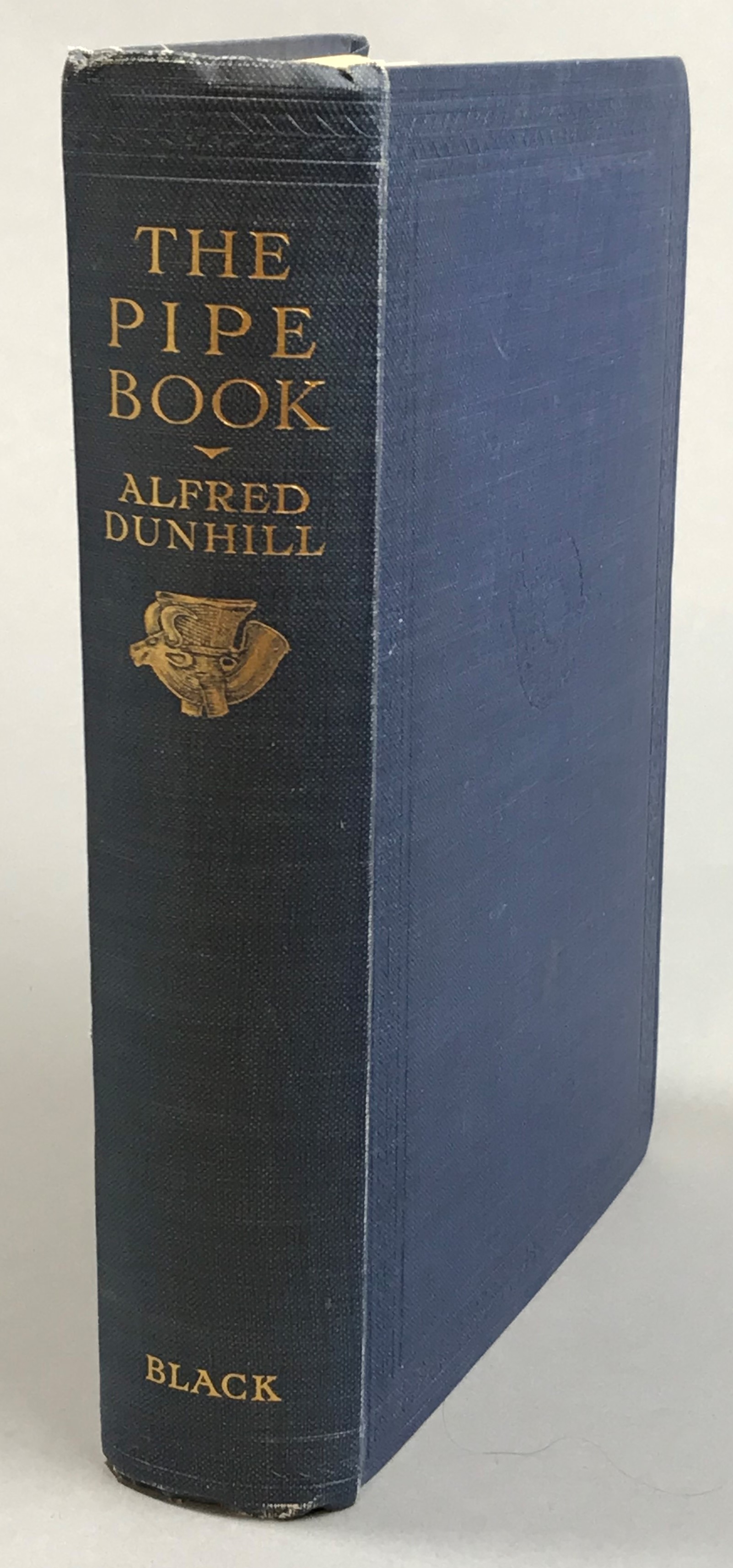 The pipe book. With twenty-eight full-page plates (four in colour) and two hundred and thirty illustrations printed in the text.
