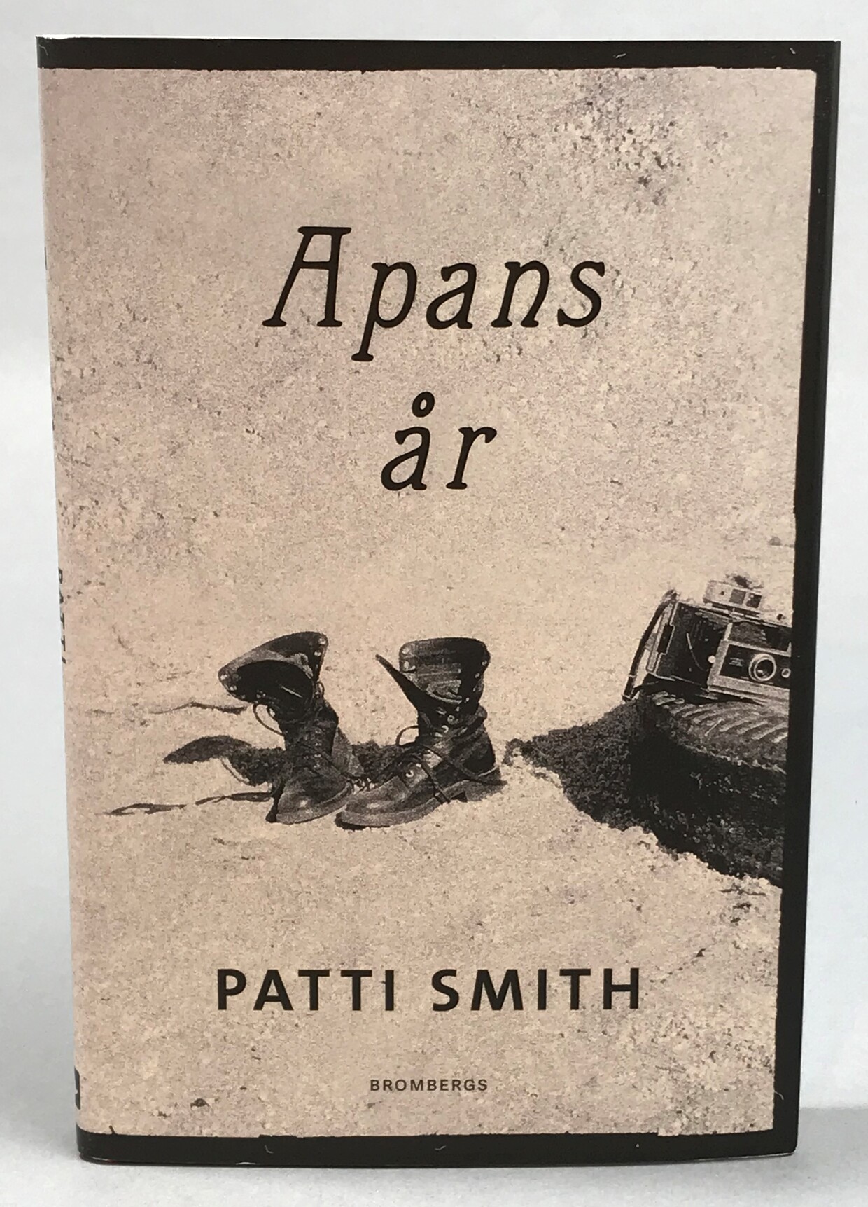 Apans år. [Utg. av] Brombergs.