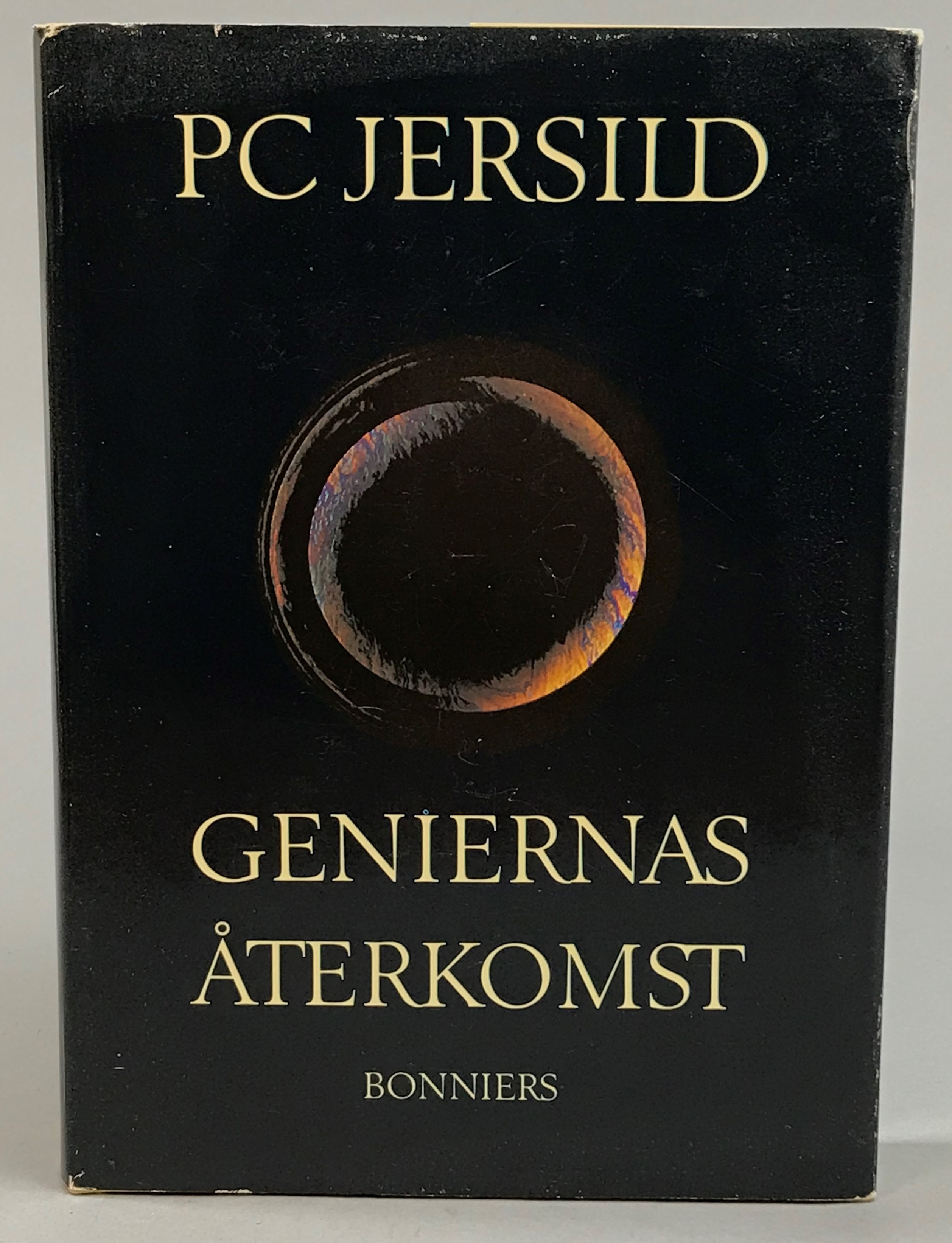 Geniernas återkomst. Krönika. [Utg. av] Bonniers.