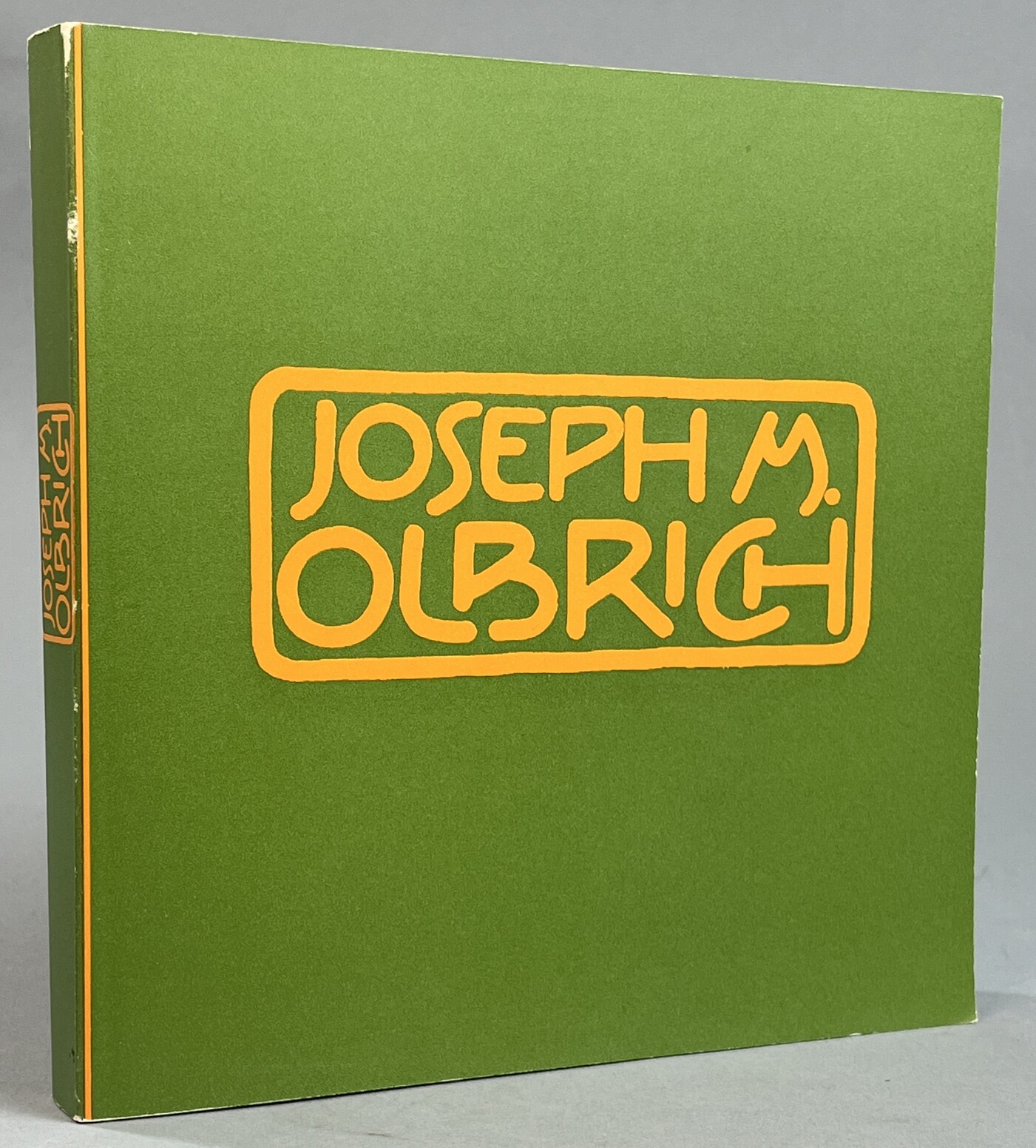 Joseph M. Olbrich 1867-1908. Das Werk des Architekten. Ausstellung anlässlich der 100. Wiederkehr des Geburtstages. Darmstadt, Wien, Berlin.