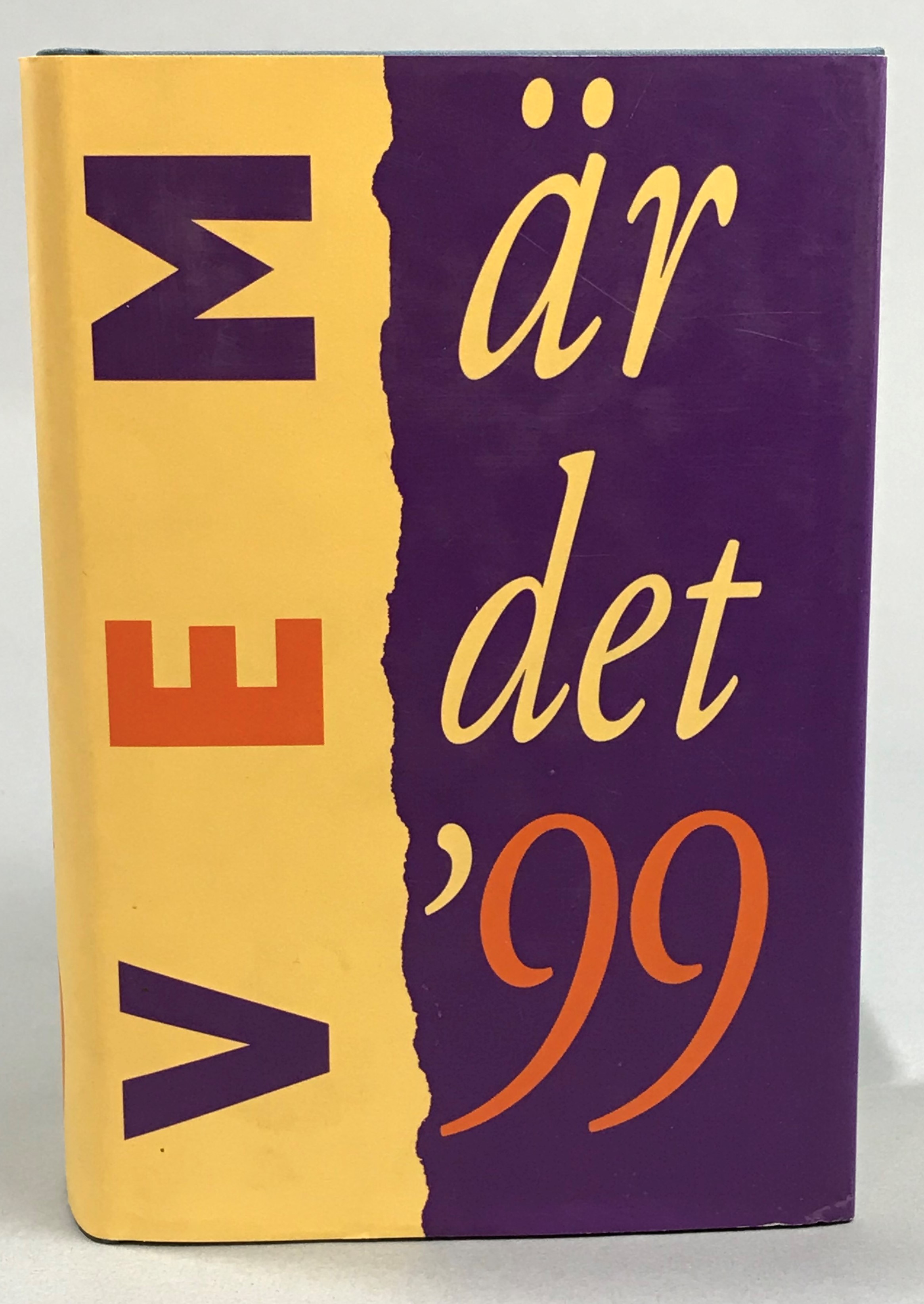 Vem är det. Svensk biografisk handbok 1999. Redaktör: Elisabeth Gafvelin. [Utg. av] Kunskapsförlaget P.A. Norstedt & Söner.