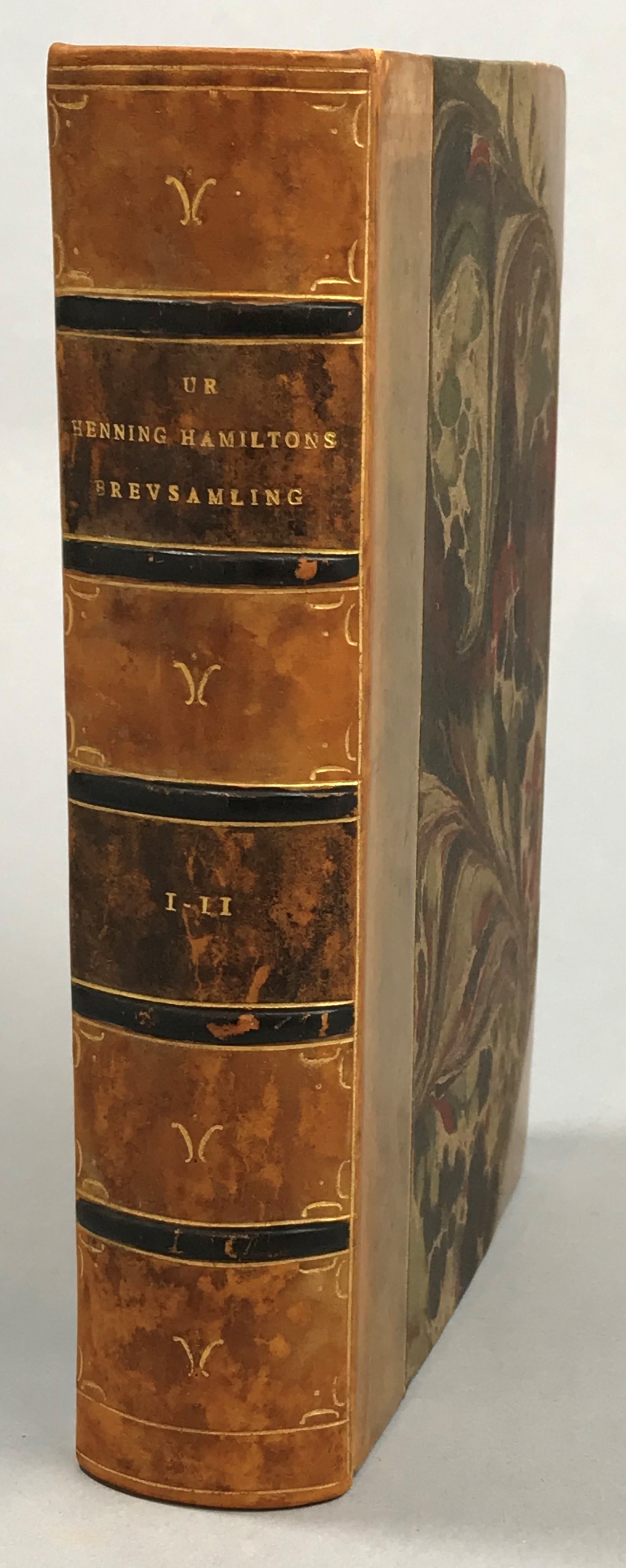 Ur Henning Hamiltons brefsamling. Ett urval utgifvet af Gunnar Carlquist. I-II. [Utg. av] Wahlström & Widstrand.
