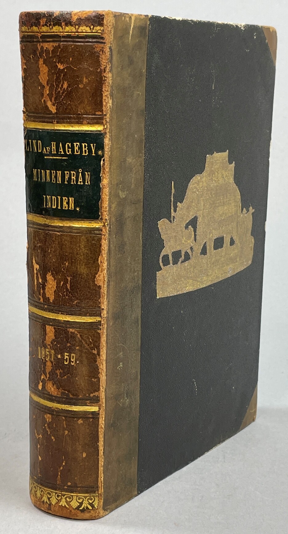 Minnen från ett tre-årigt vistande i engelsk örlogstjenst 1857-1859. Anteckningar. Med 27 planscher i stålstick och lithografiskt färgtryck samt 4 kartor. Tvenne delar i ett band. Förra delen. [... Sednare delen.] [Utg. av] Adolf Bonnier.