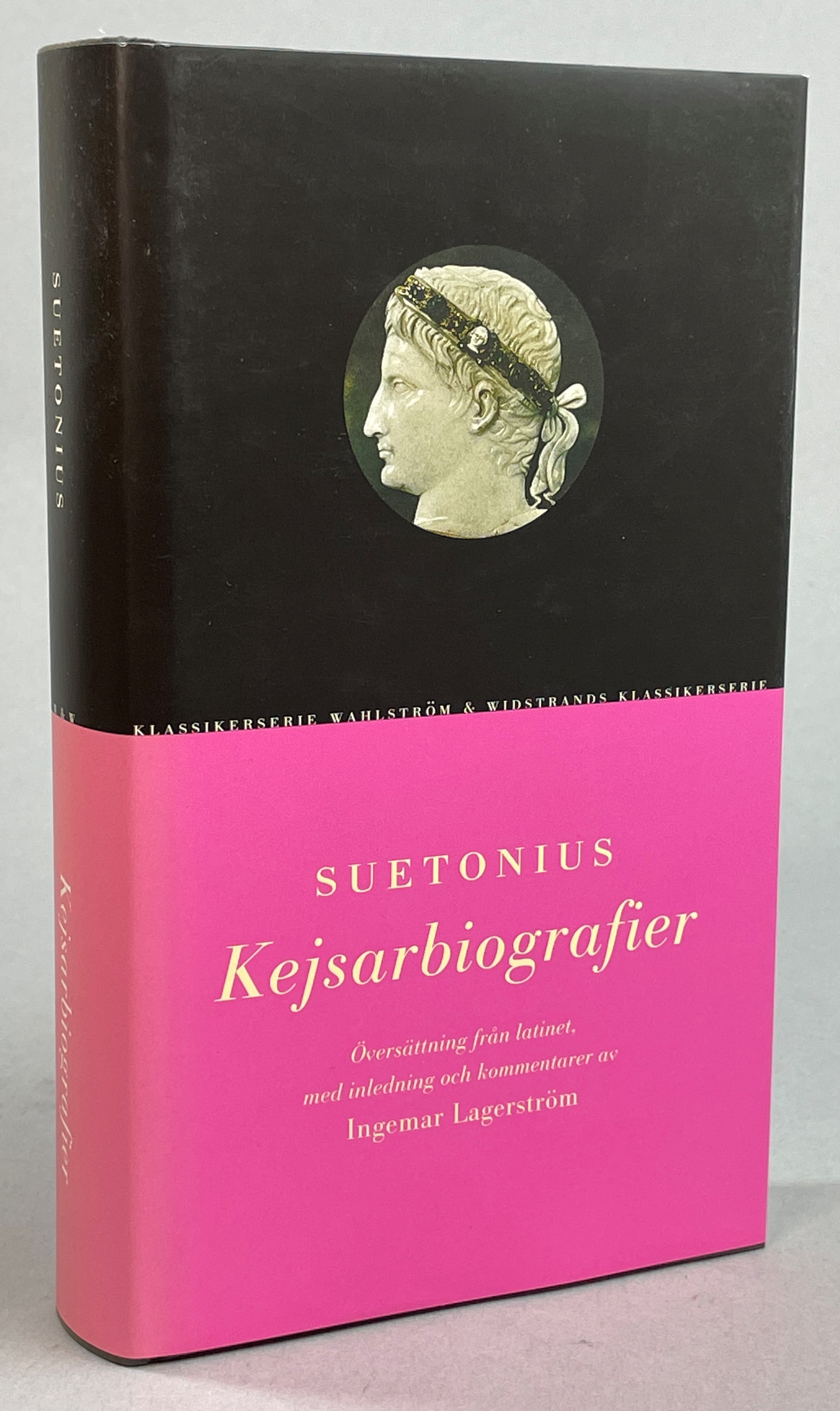 Kejsarbiografier. Översättning från latinet, med inledning och kommentar av Ingemar Lagerström. [Utg. av] Wahlström & Widstrand.