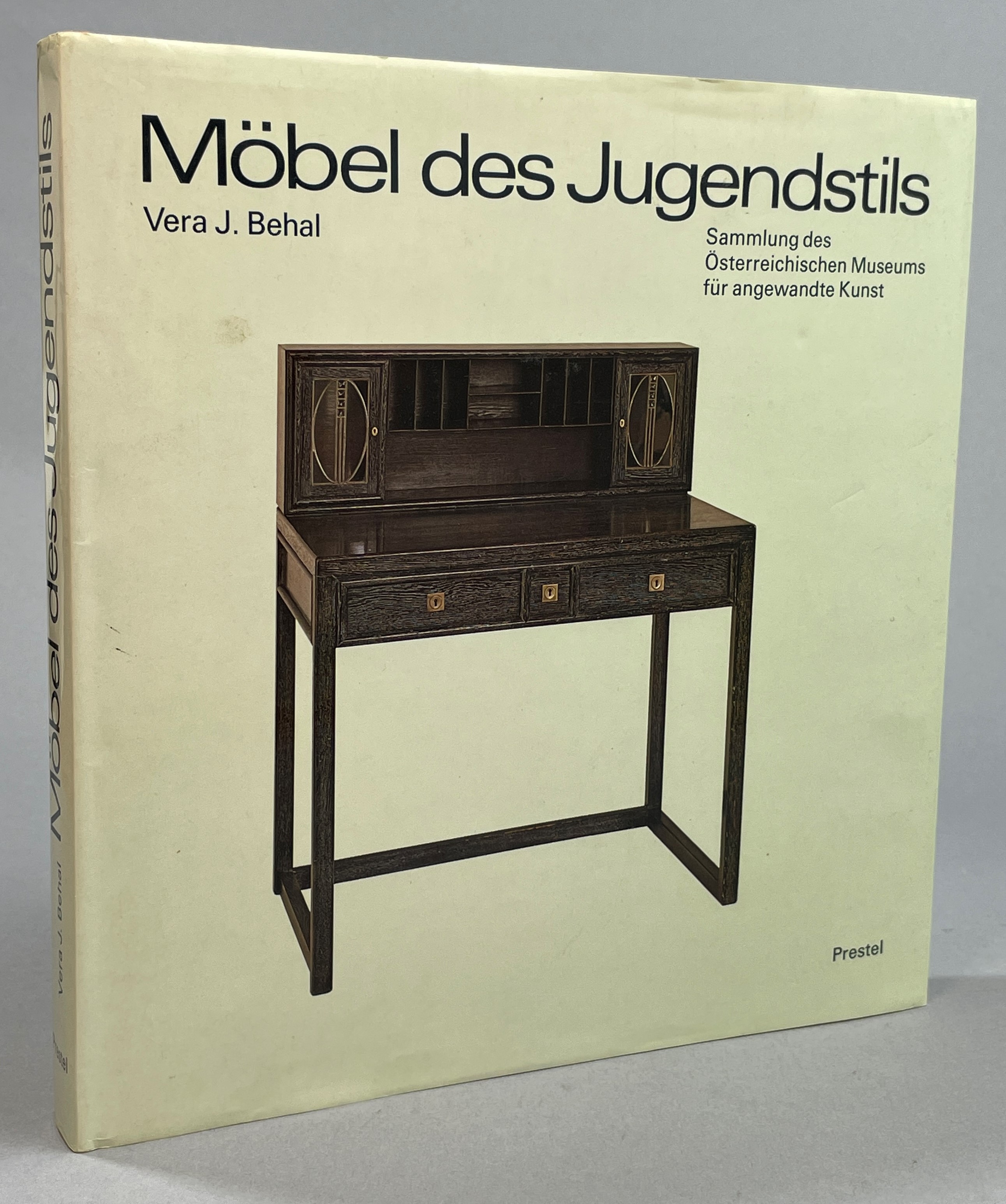 Möbel des Jugendstils. Sammlung des Österreichischen Museums für angewandte Kunst in Wien.