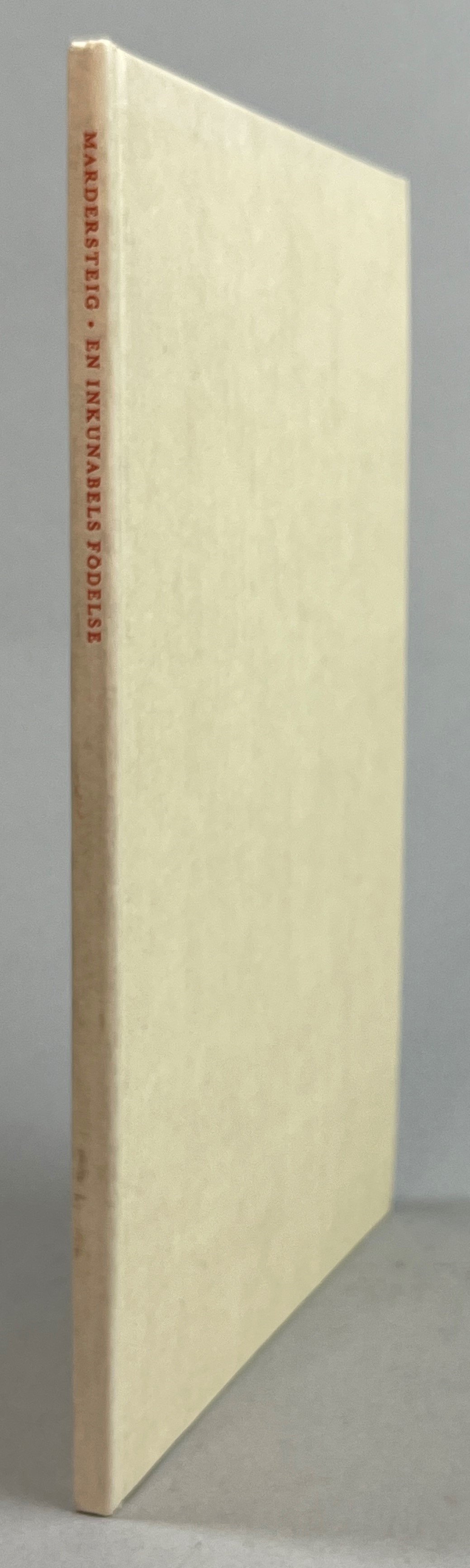 Den märkliga historien om en inkunabels födelse. Gentile da Folignos Kommentar till Avicenna, tryckt av Petrus Maufer i Padua år 1477. [Utg. av] Bokvännerna.