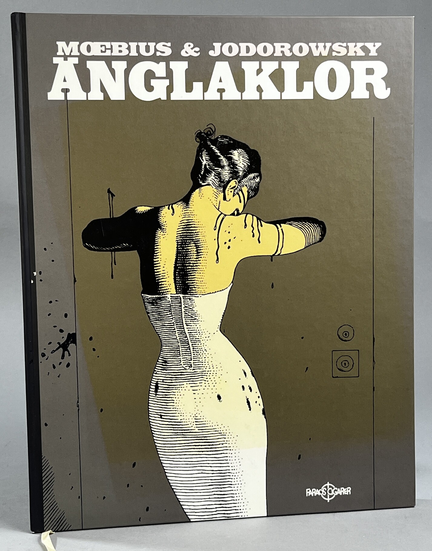 Änglaklor. Översättare Karl Ridderström. [Utg. av] Faraos cigarer.