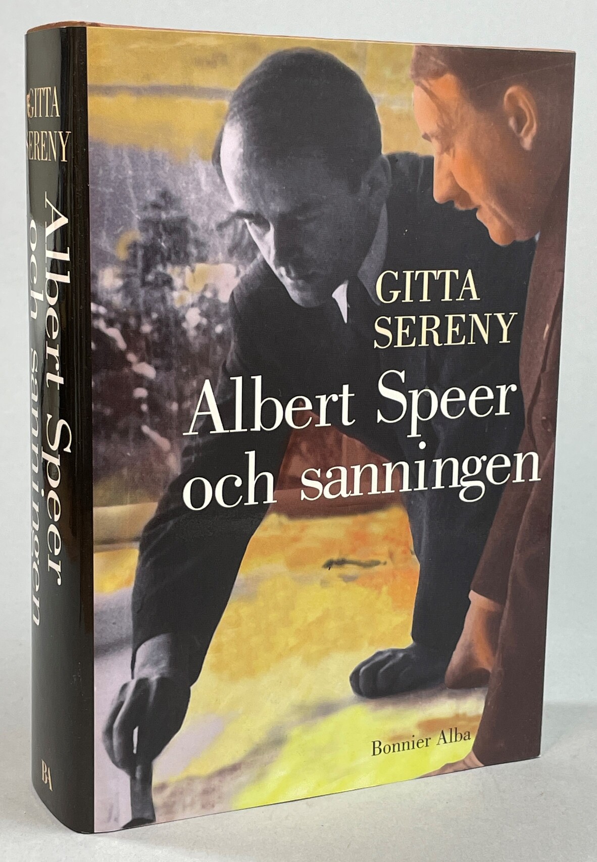 Albert Speer och sanningen. Översättning av Nille Lindgren. [Utg. av] Bonnier Alba.