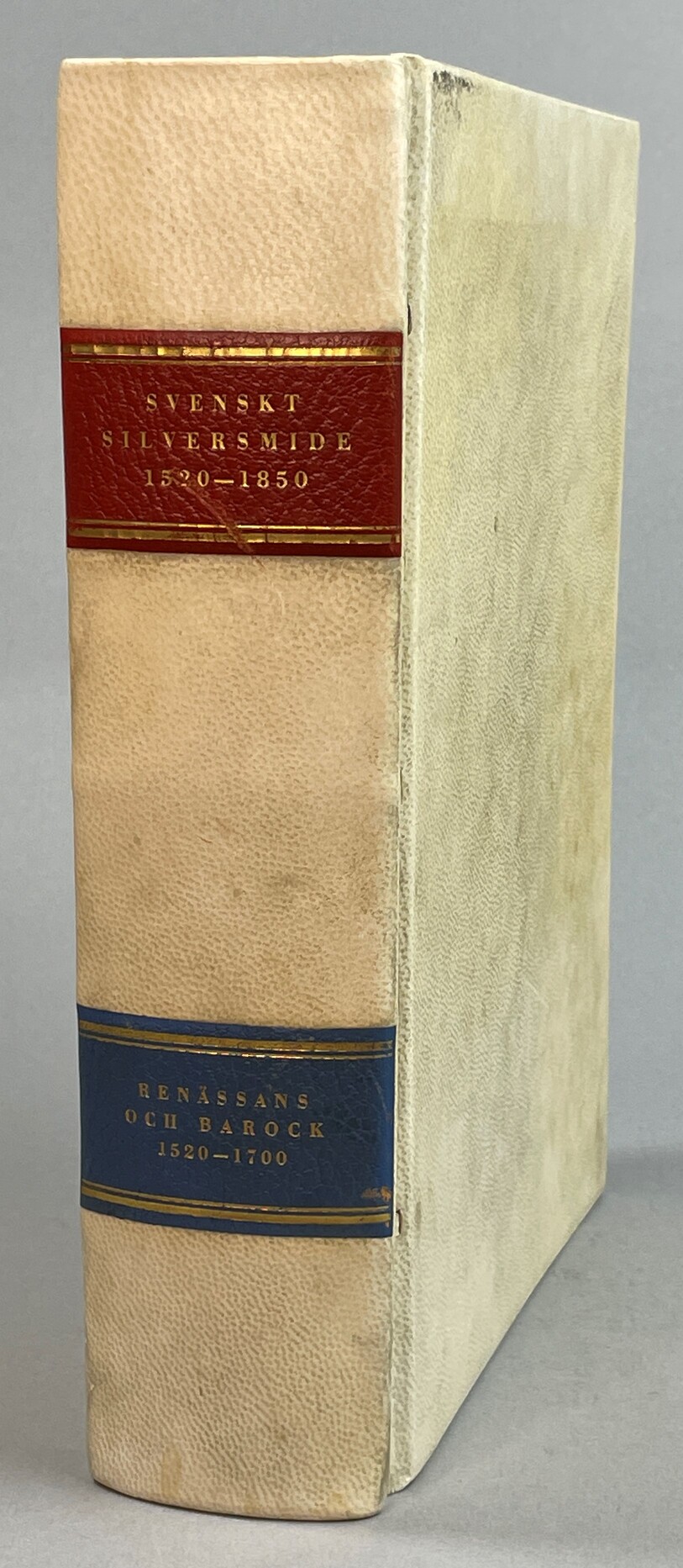Svenskt silversmide 1520-1850. Del I. Renässans och barock 1520-1700. [Utg. av] Nordisk Rotogravyr.