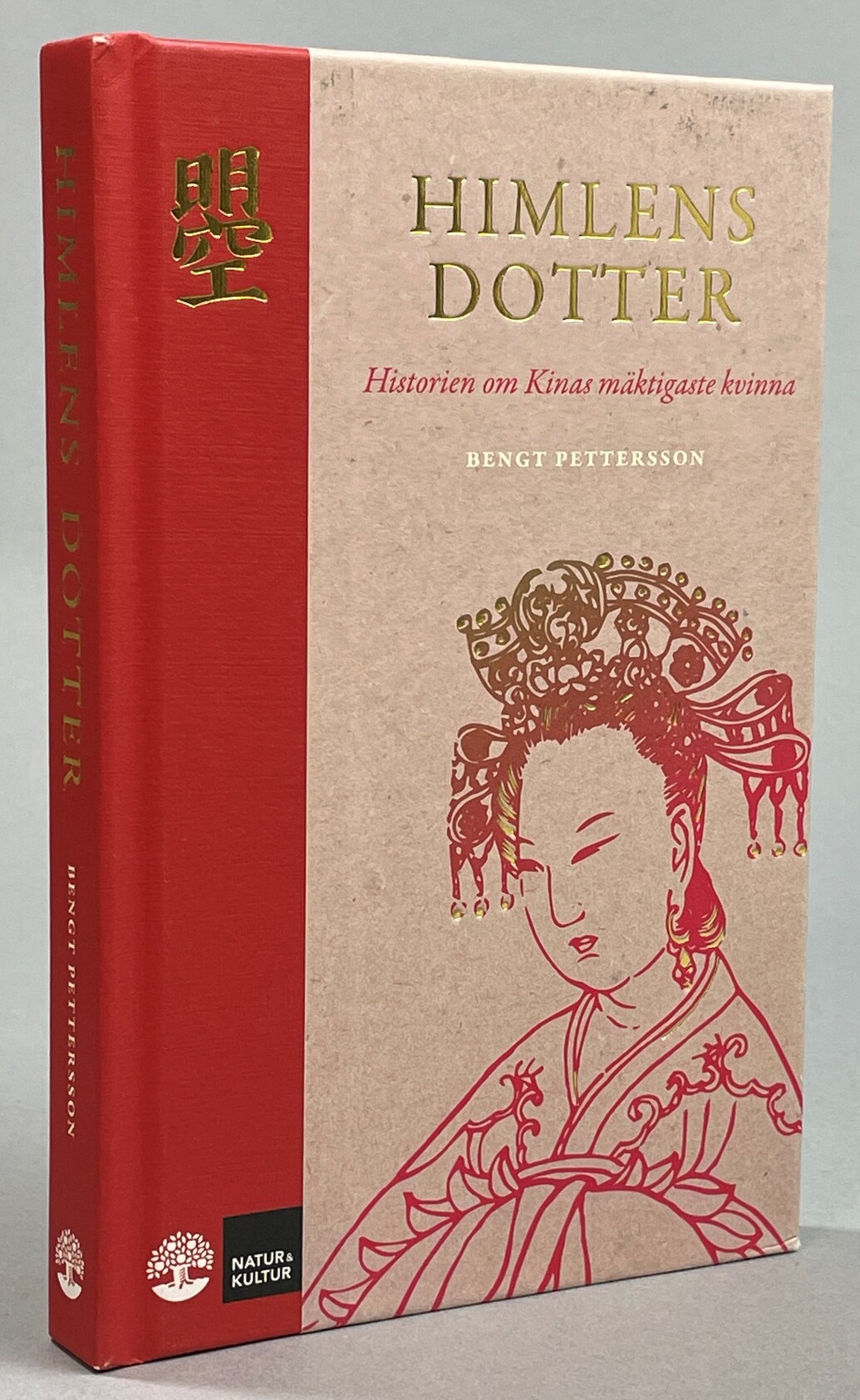 Himlens dotter. Historien om Kinas mäktigaste kvinna. [Utg. av] Natur & Kultur.