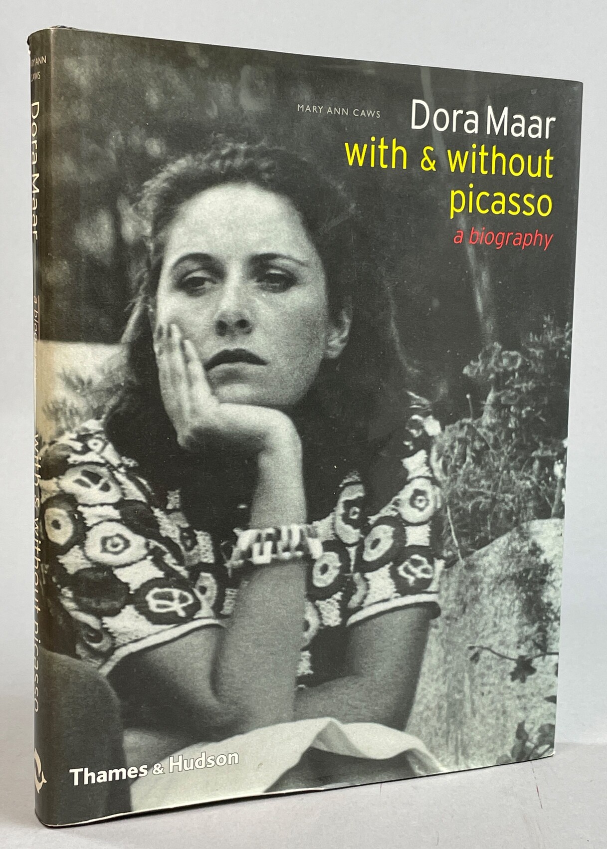 Dora Maar with and without Picasso. A biography. With 228 illustrations, 87 in colour.