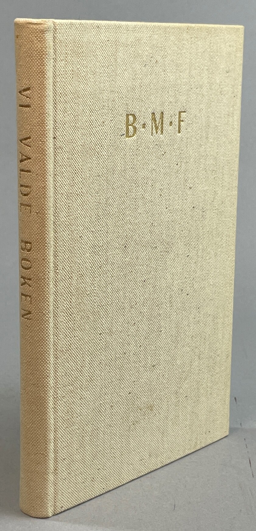 Vi valde boken. Pro novitate III. Utgiven i anledning av Svenska Bokhandelsmedhjälpareföreningens 75-årsjubileum den 29 september 1963.