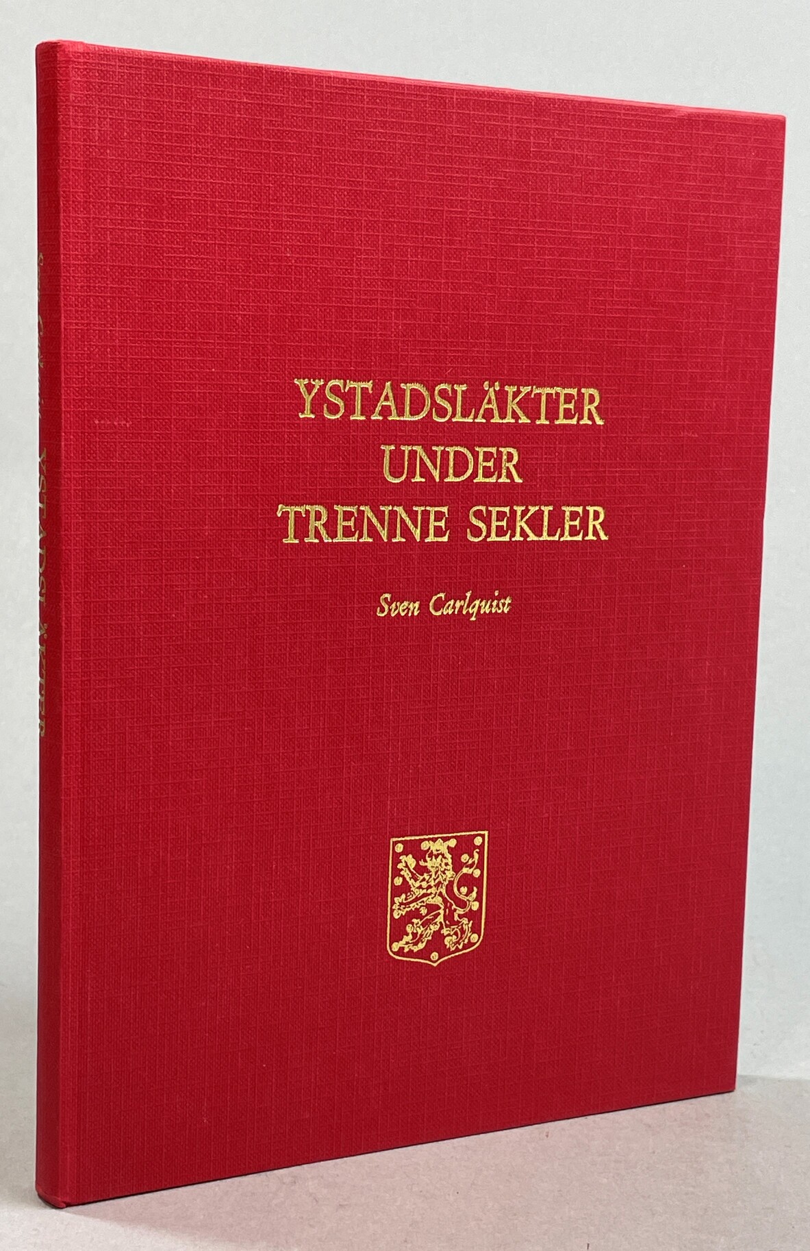 Ystadsläkter under trenne sekler. På uppdrag av Ystads fornminnesförening utgivet.