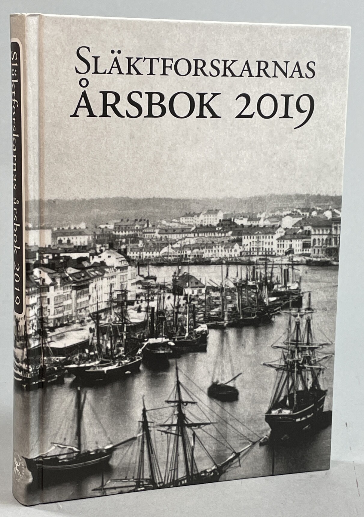 Släktforskarnas årsbok 2019. Utgiven av Sveriges Släktforskarförbund.