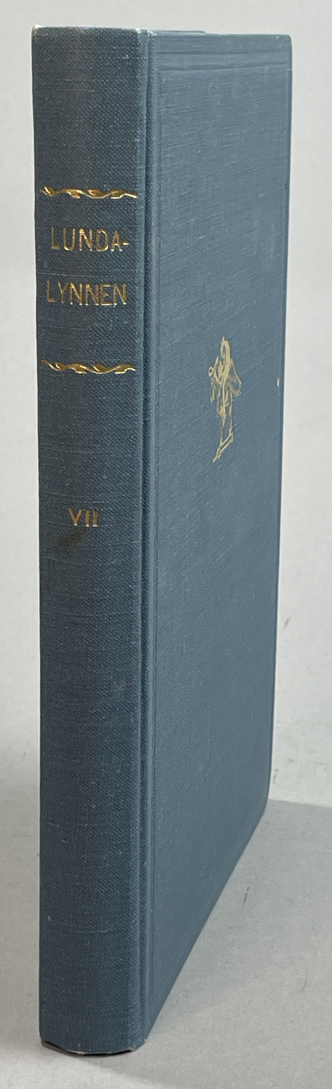 Lundalynnen VII. [Fakultetsmatrikel]. Med 100 textfigurer huvudsakligen hämtade ur ‘Lundagård’ 1954-1960. [Utg. av] Lundagårds förlag.