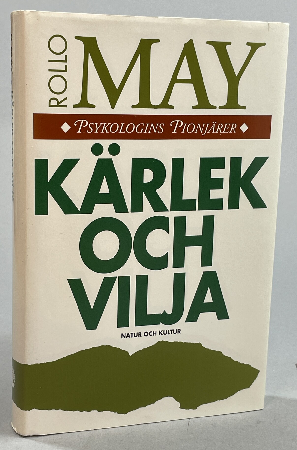 Kärlek och vilja. Översättning av Philippa Wiking. [Utg. av] Natur och Kultur.