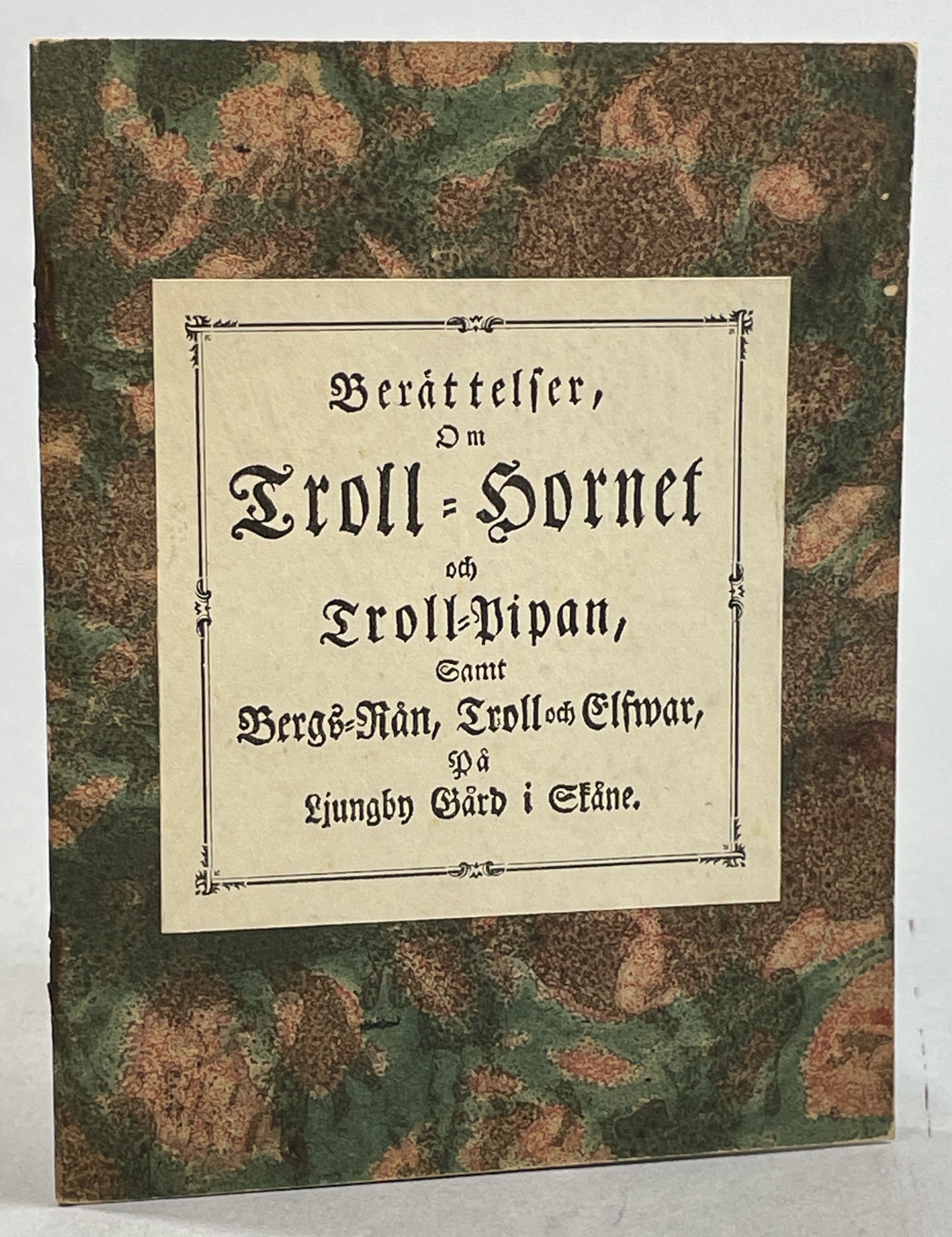 En kort beskrifning om Liungby gårds horn och pipa. Sammanfattad efter den relation, som herr vice- presidenten vid det Wismarske tribunalet wälborne herr Wilhelm Julius Coyet låtit upteckna och med egen hands underskrift bekräftadt. Liungbygård d. 28 febr. A:o 1705. C.F. Coyet.