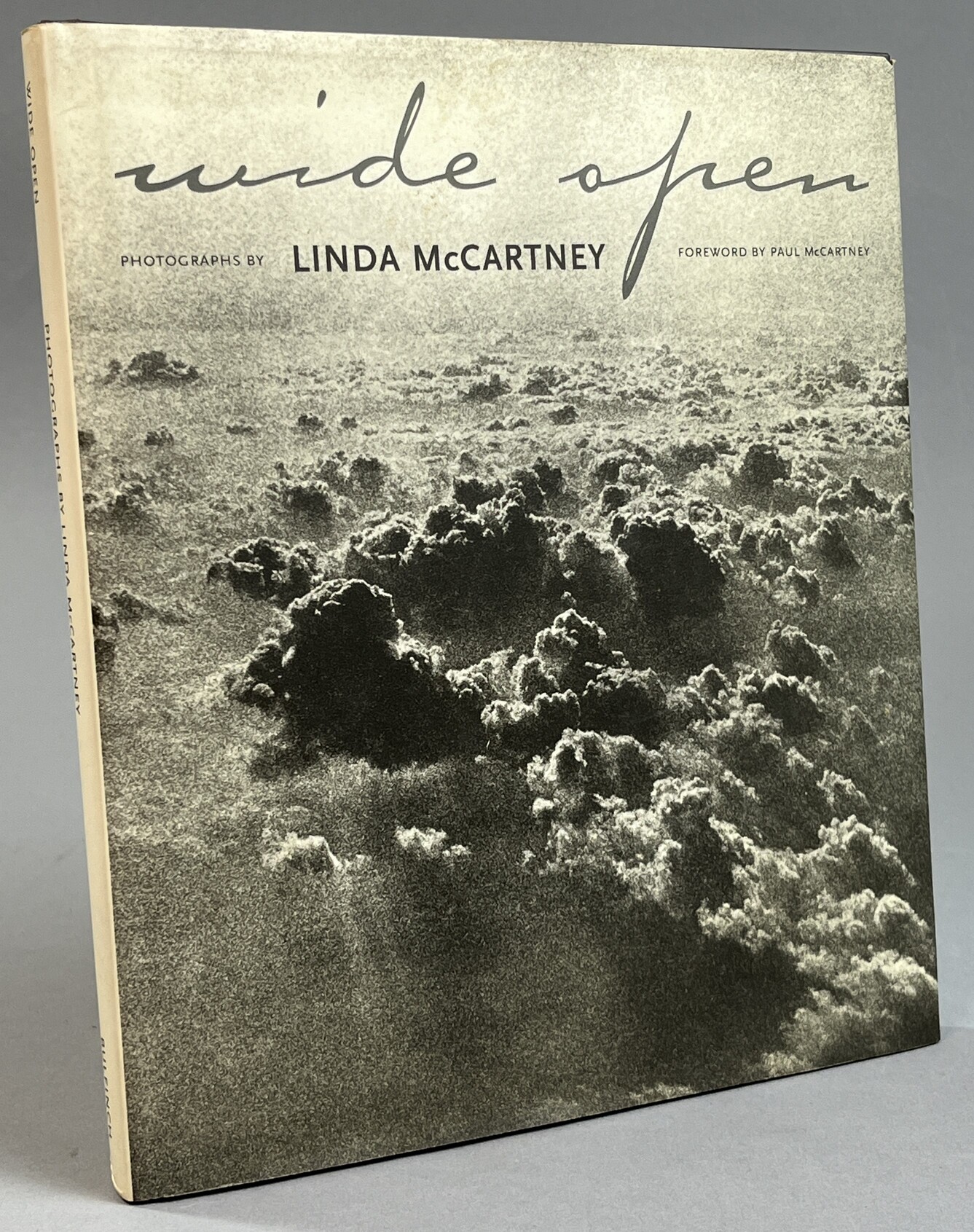 Wide open. Photographs. Foreword by Paul McCartney.