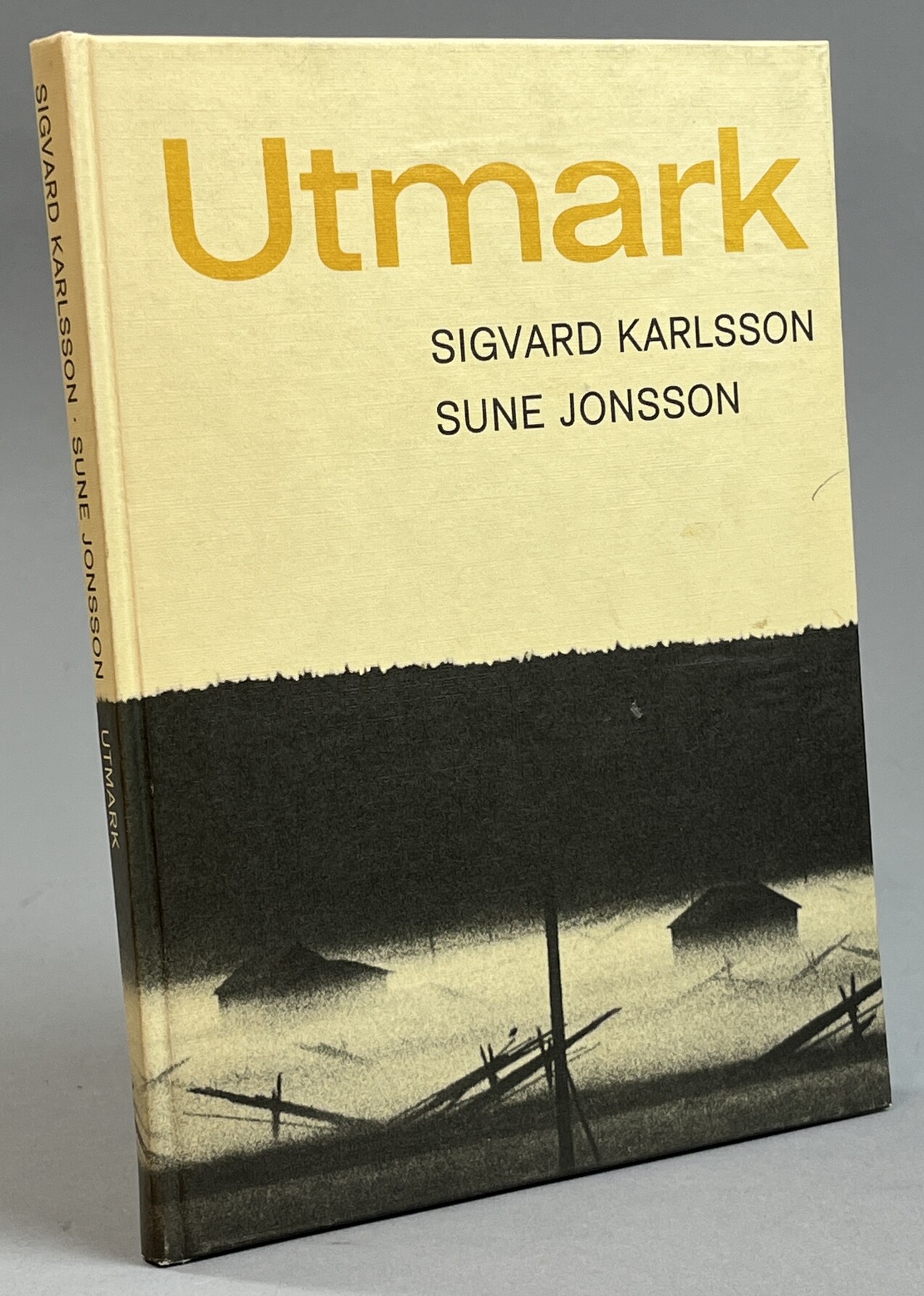 Utmark. Dikter: Sigvard Karlsson. Fotografier: Sune Jonsson. [Utg. av] LTs förlag.