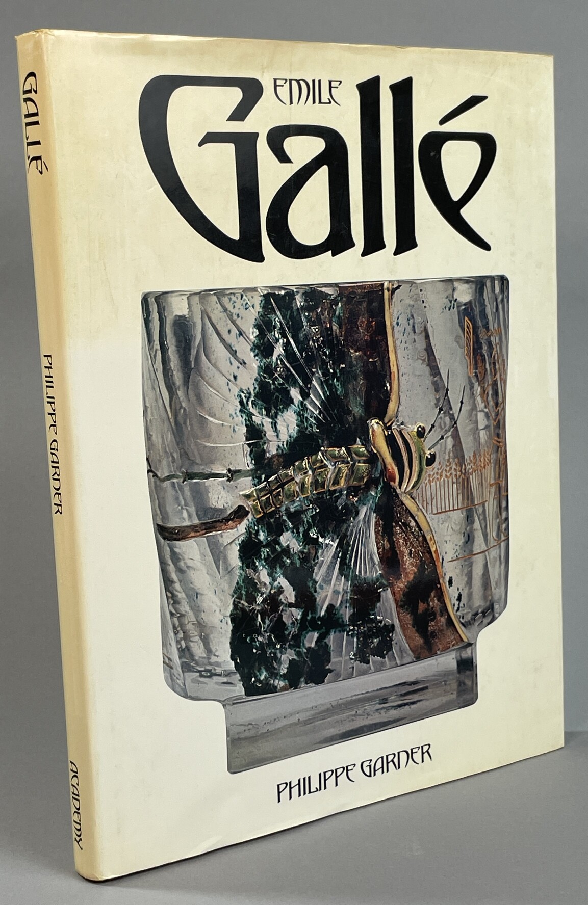 Emile Gallé. [194 illustrations, including 34 in full colour].