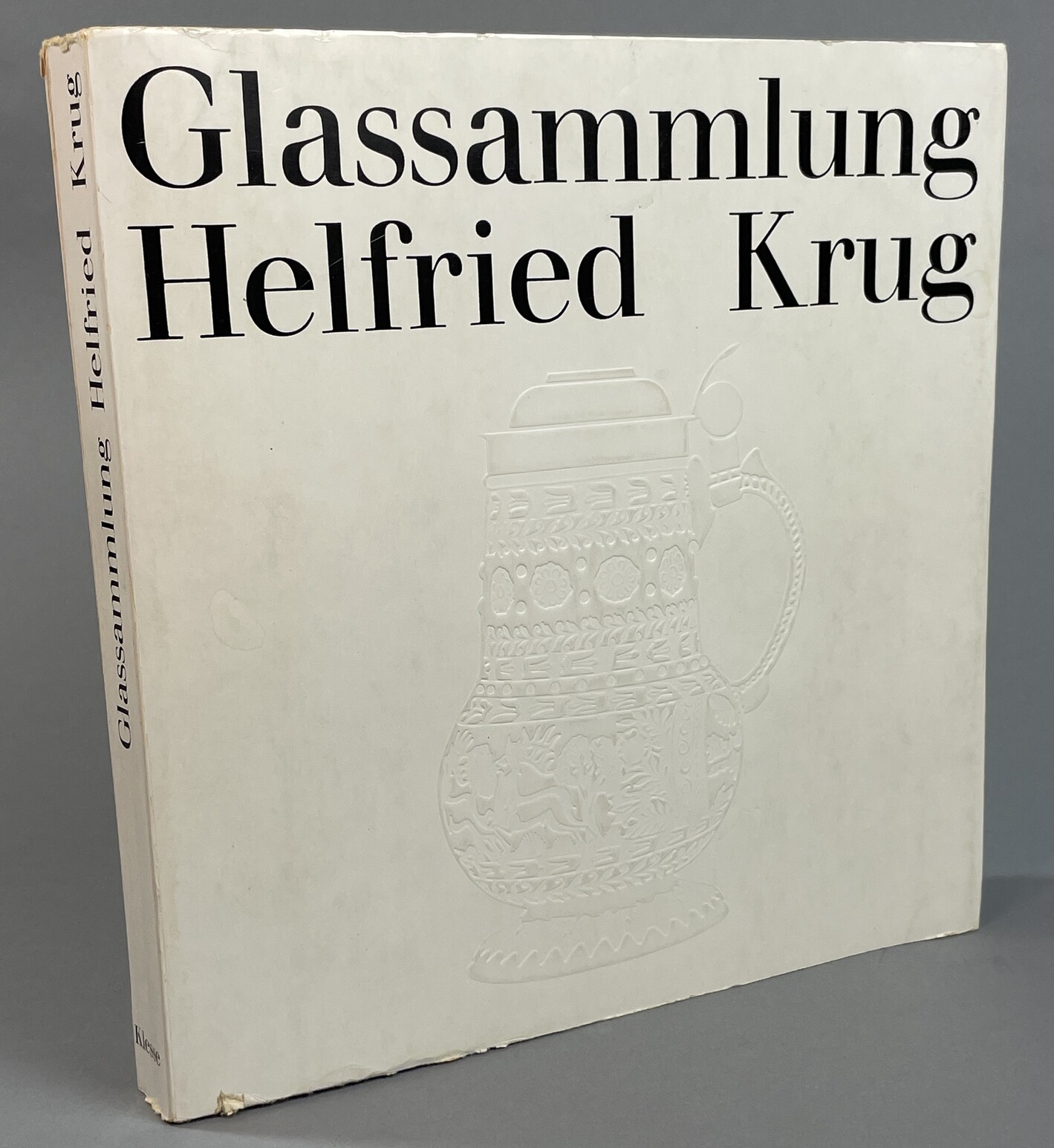 Glassammlung Helfried Krug. Beschreibender Katalog. Ausstellung im Museum Folkwang in Essen Oktober 1965-Januar 1966.