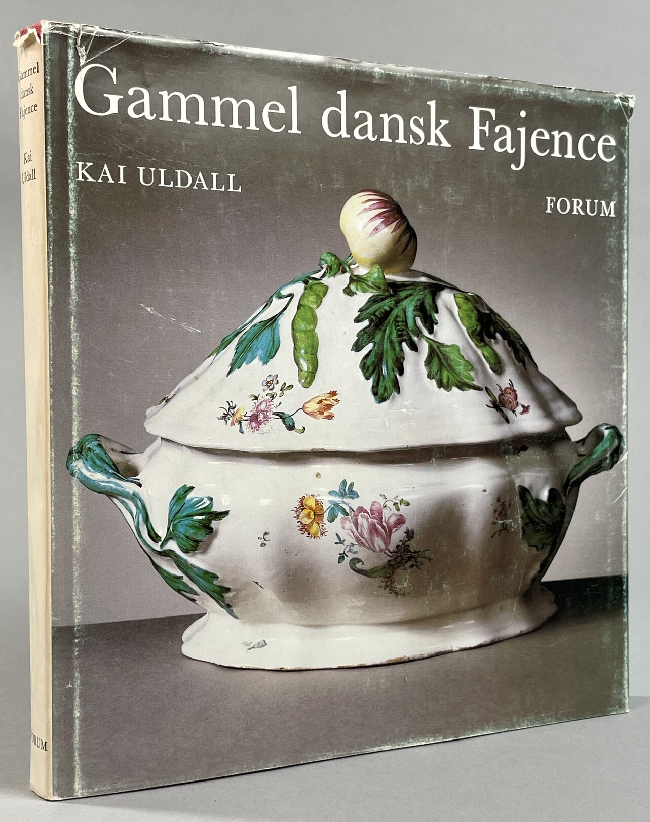 Gammel dansk Fajence. Fra fabrikker i kongeriget og Hertugdømmerne. 3. reviderede og forøgede udgave ved Anne-Mari Steimle.