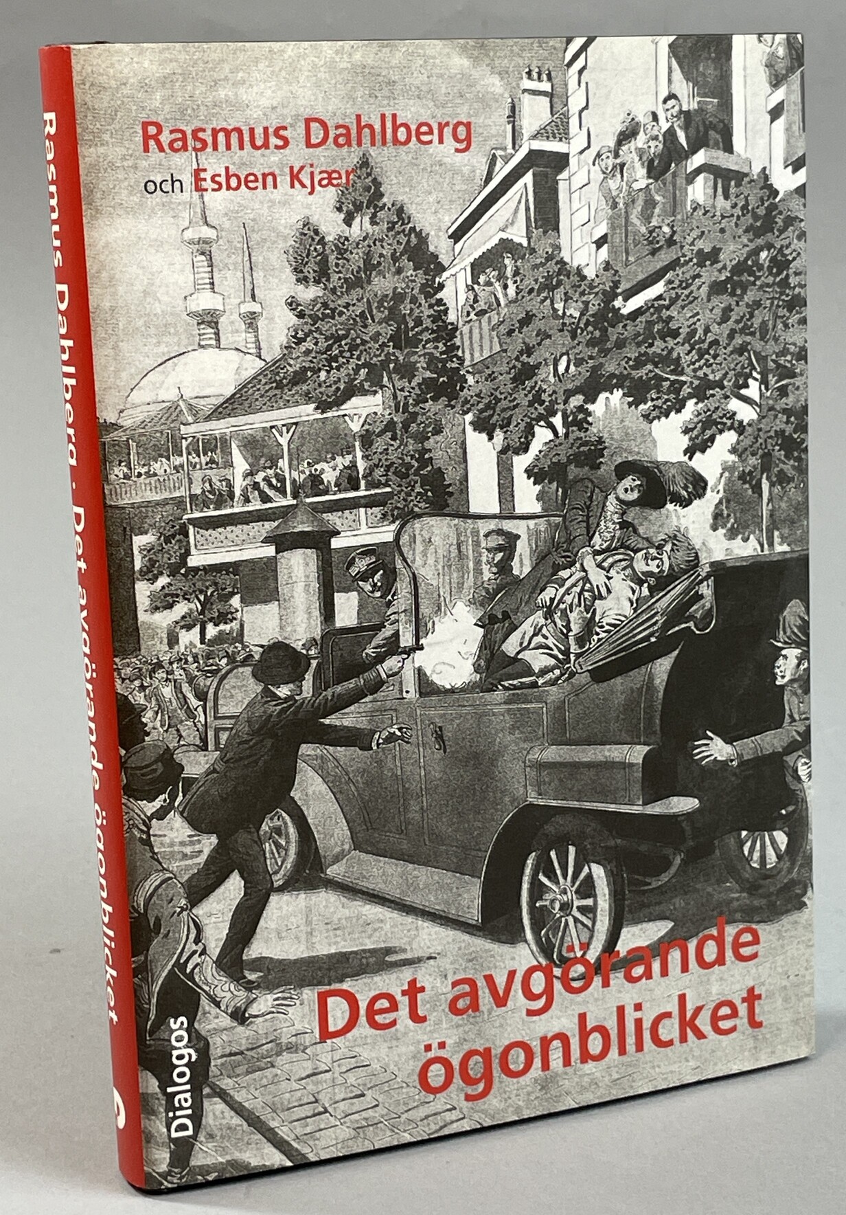 Det avgörande ögonblicket. Historiens öppna situationer. Översättning: Claes-Göran Jönsson. [Utg. av] Dialogos.