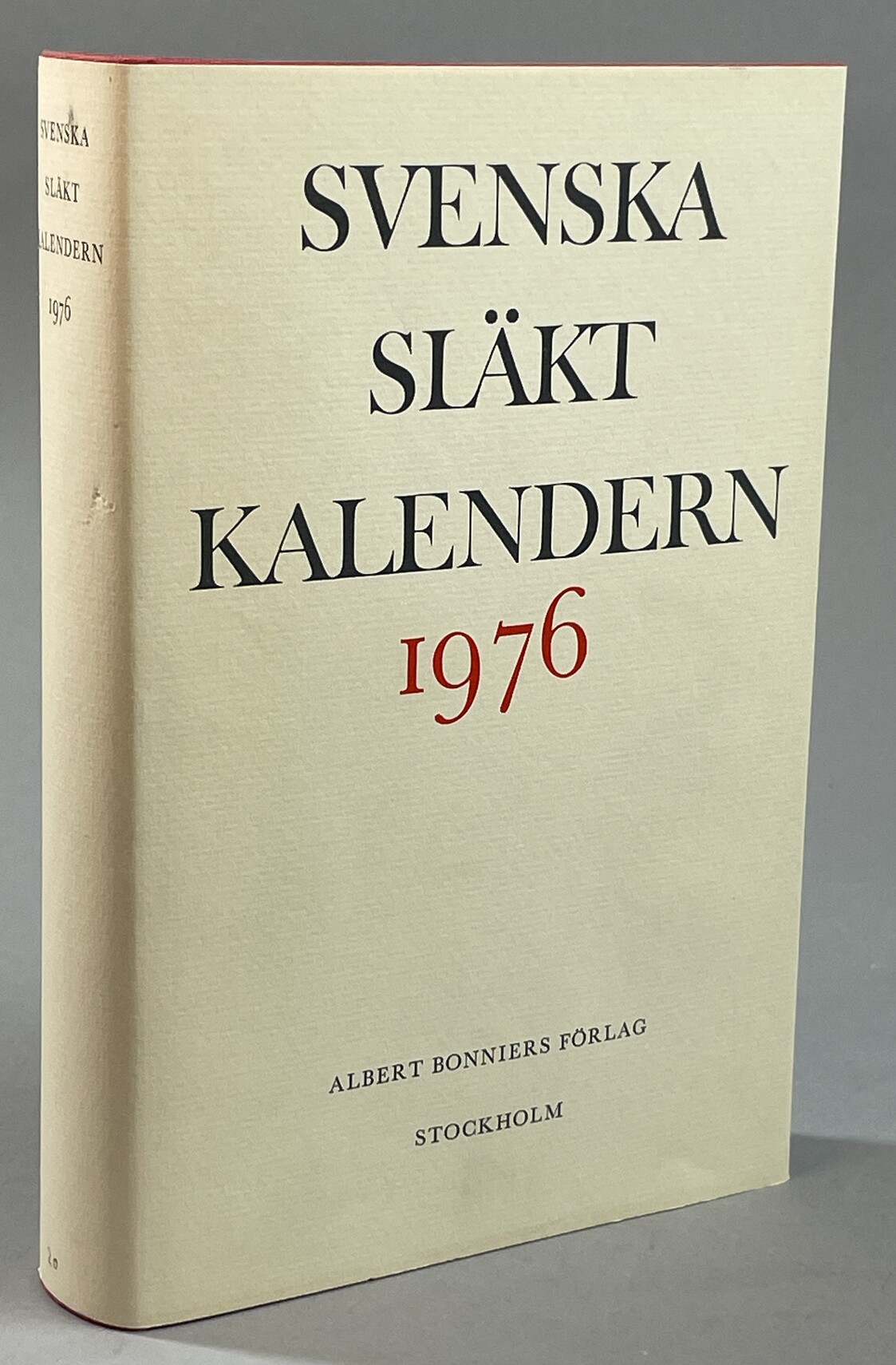 Svenska släktkalendern 1976. Utg. av Gösta Berg, Bertil Broomé, Börje Furtenbach†. Tjugonde årgången. (Ny följd). Innehåller även förteckning över ingifta (manliga och kvinnliga).