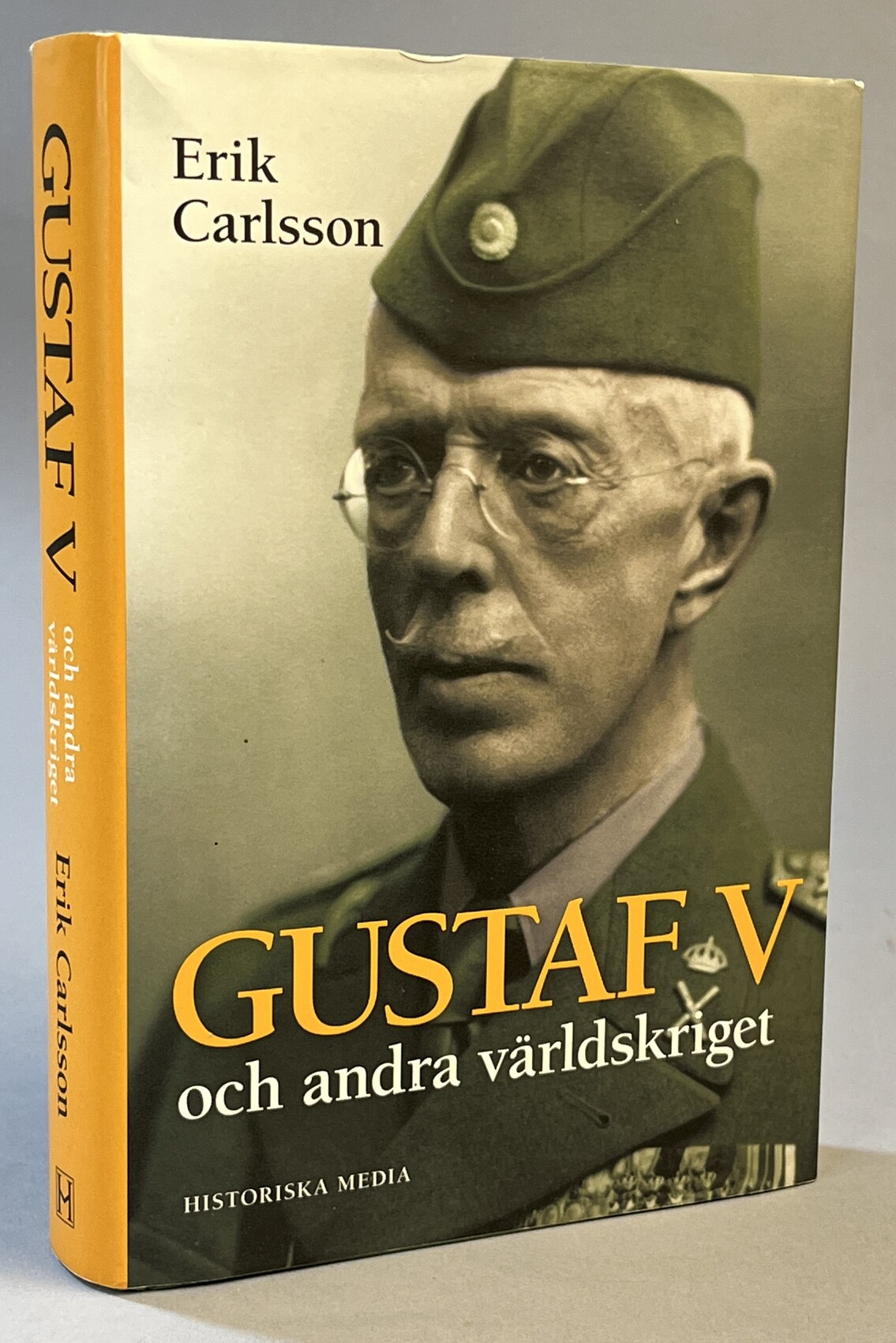 Gustaf V och andra världskriget. [Utg. av] Historiska media.