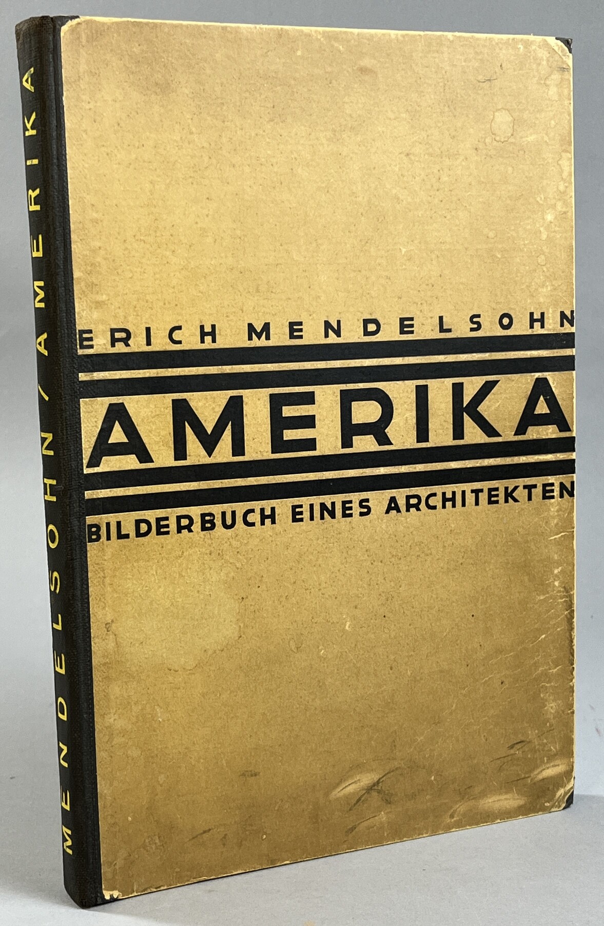 Amerika. Bilderbuch eines Architekten. Mit 77 photographischen Aufnahmen des Verfassers.