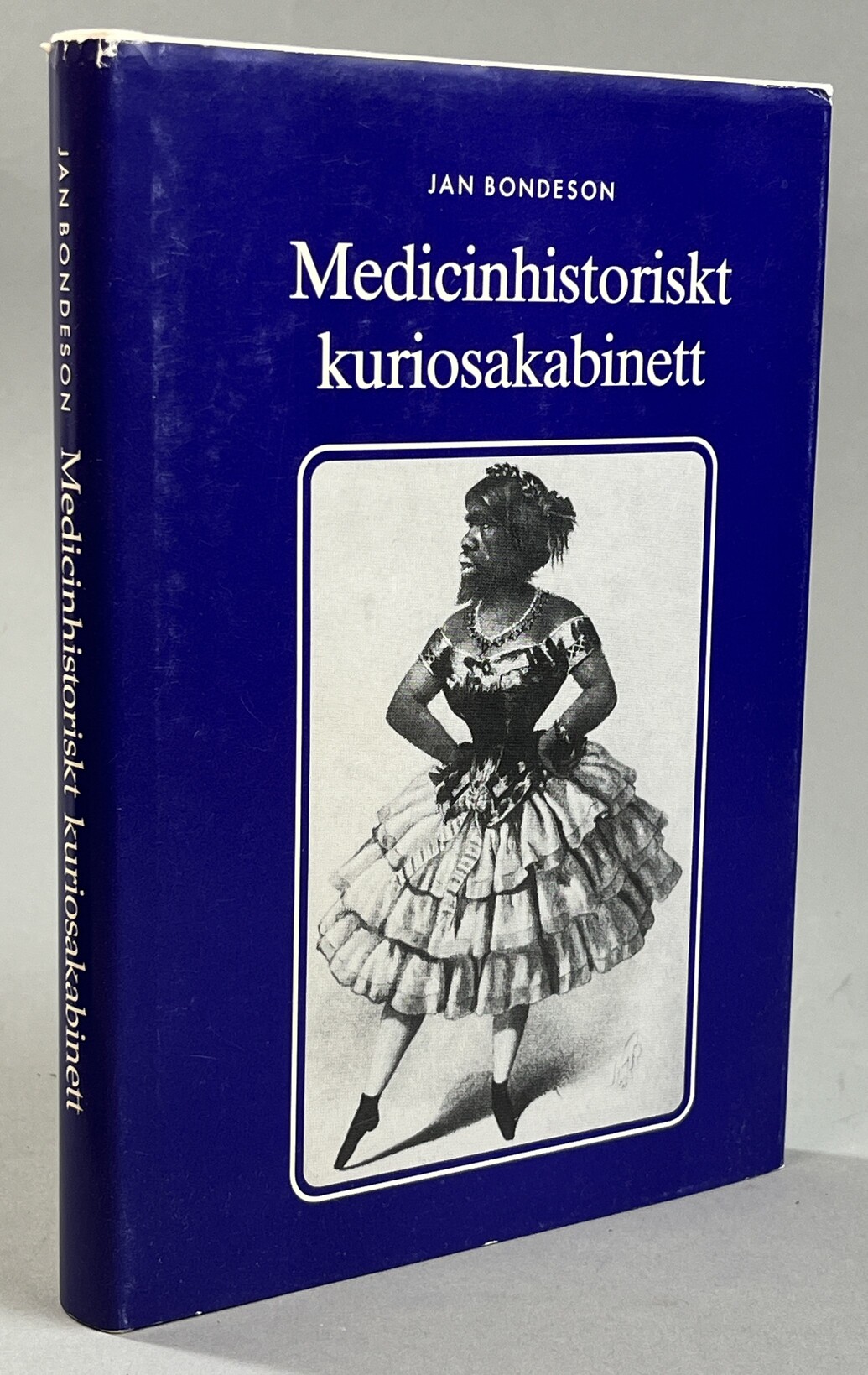 Medicinhistoriskt kuriosakabinett. Essayer. [Utg. av] Kiviksgårdens förlag.