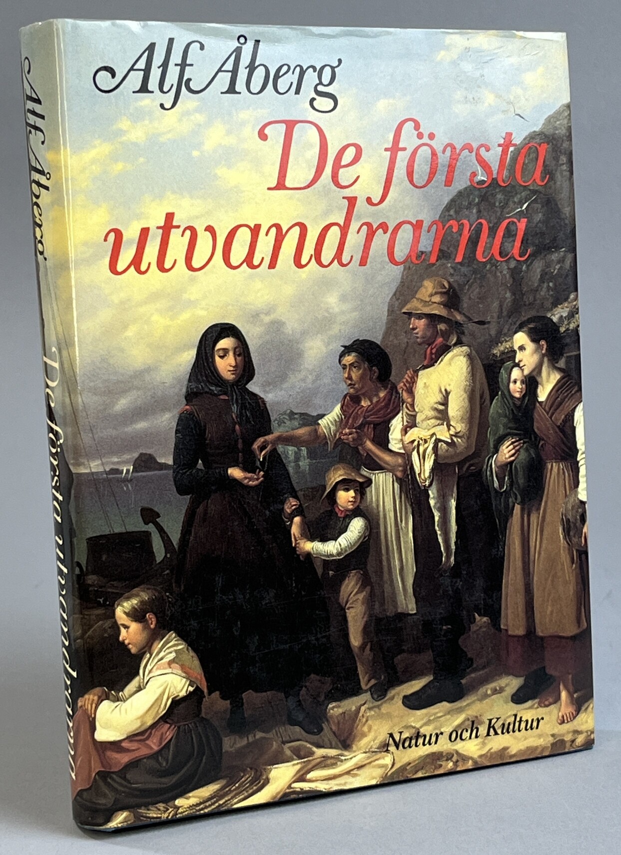 De första utvandrarna. Svenskars öden och äventyr i Nord- och Sydamerika under 1800-talets första hälft. [Utg. av] Natur och Kultur.